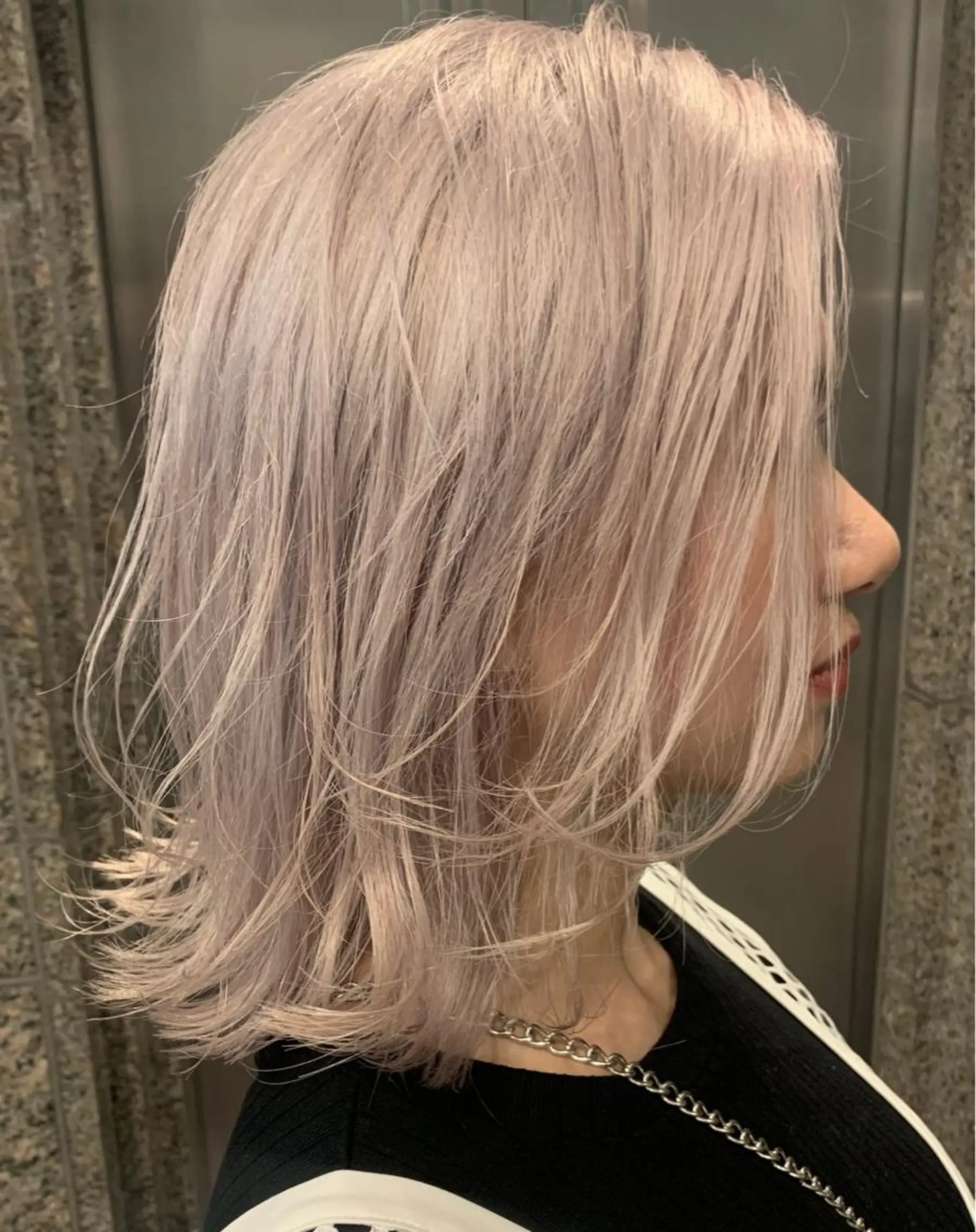 ミディアム カラー ブリーチ ケアブリーチ グレージュ ハイトーンカラー ハイトーングレージュ ブリーチ＆カラーが 得意☀️望月宣雄☀️のヘアスタイル