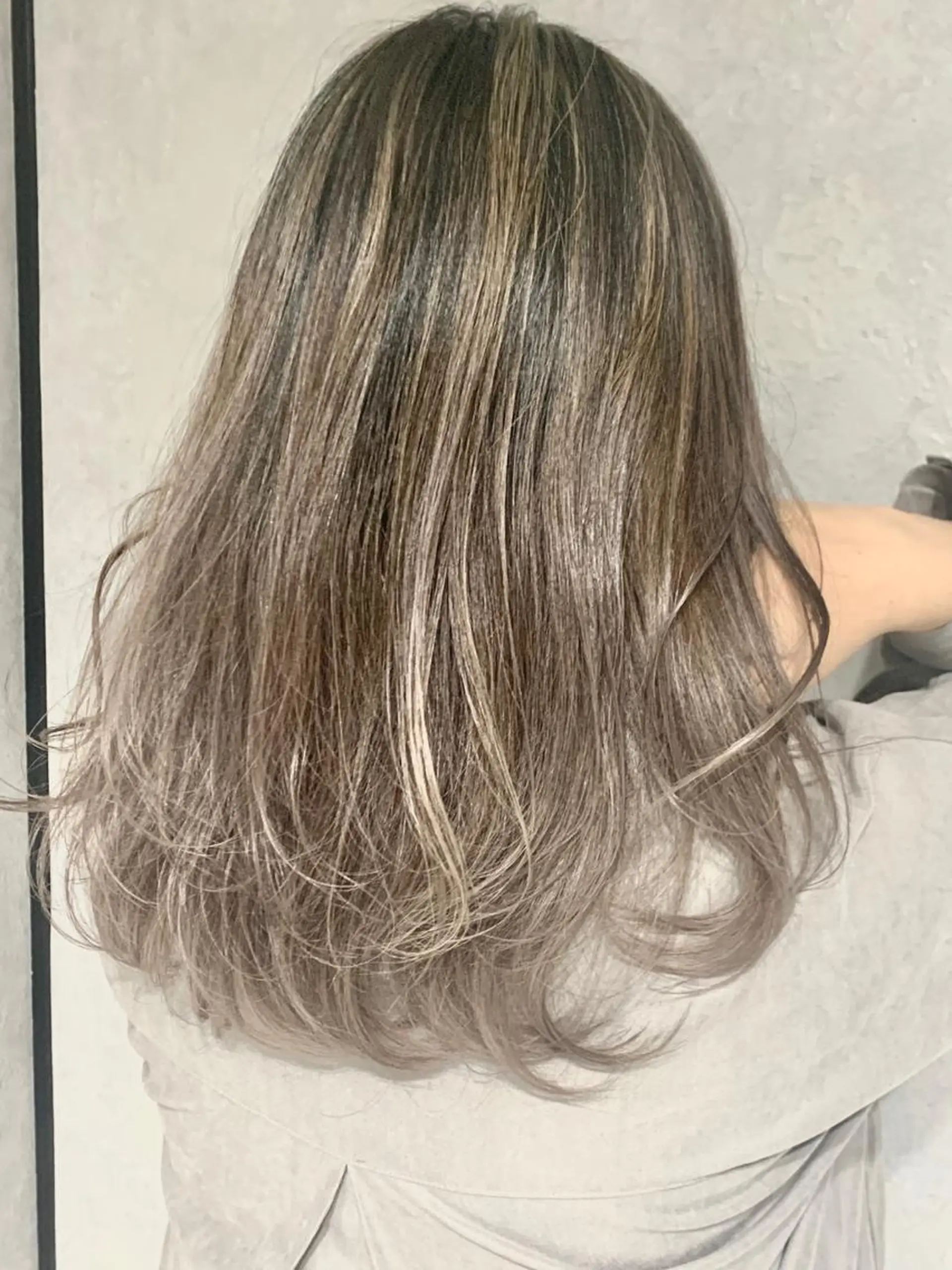 セミロング カラー ヘアアレンジ ヘアカラー トリートメント 岡崎勇人/レイヤー/ 韓国/ケラチンTRのヘアスタイル