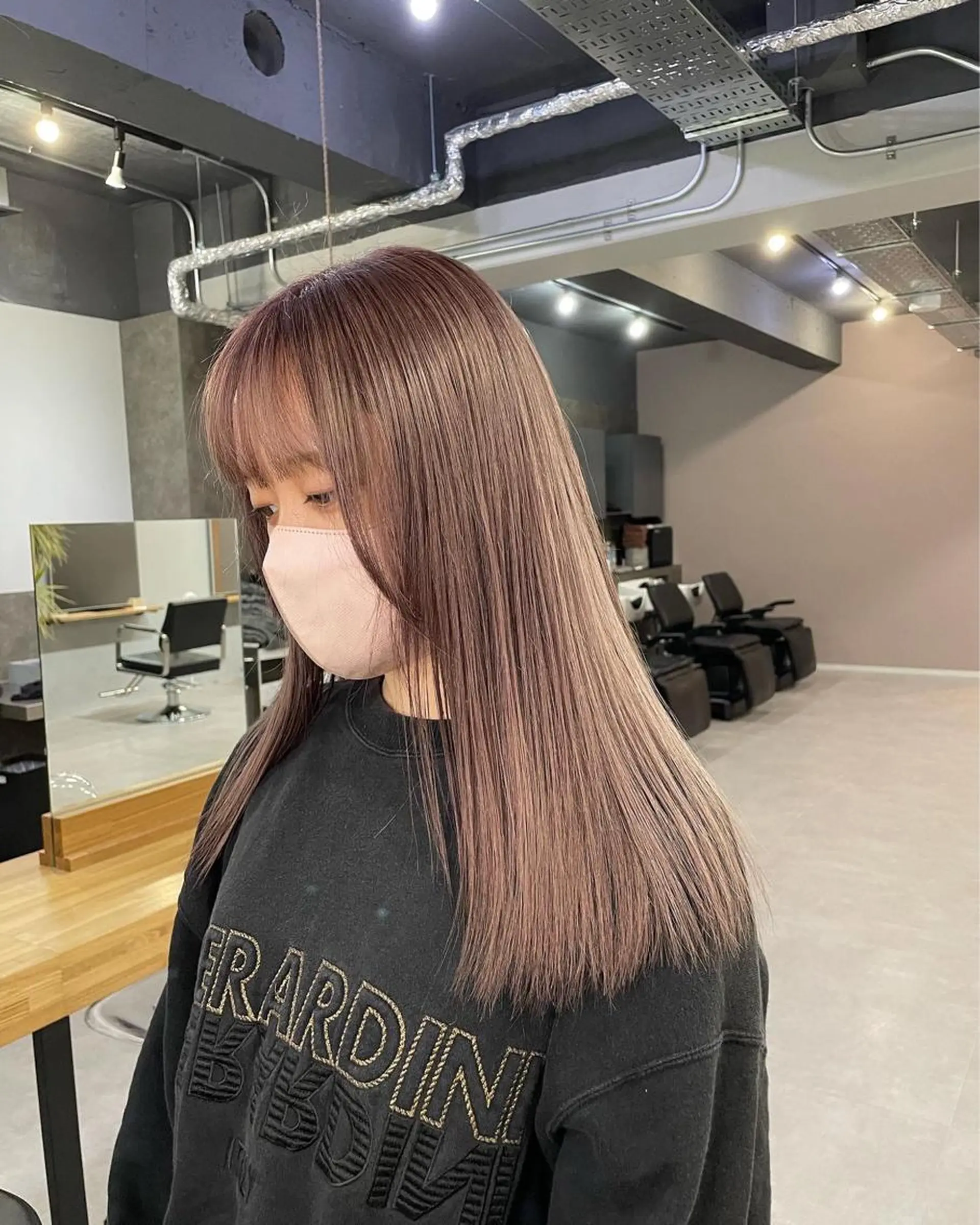 ロング カラー ミルクティーベージュ ❤︎レイヤー　MIAのヘアスタイル