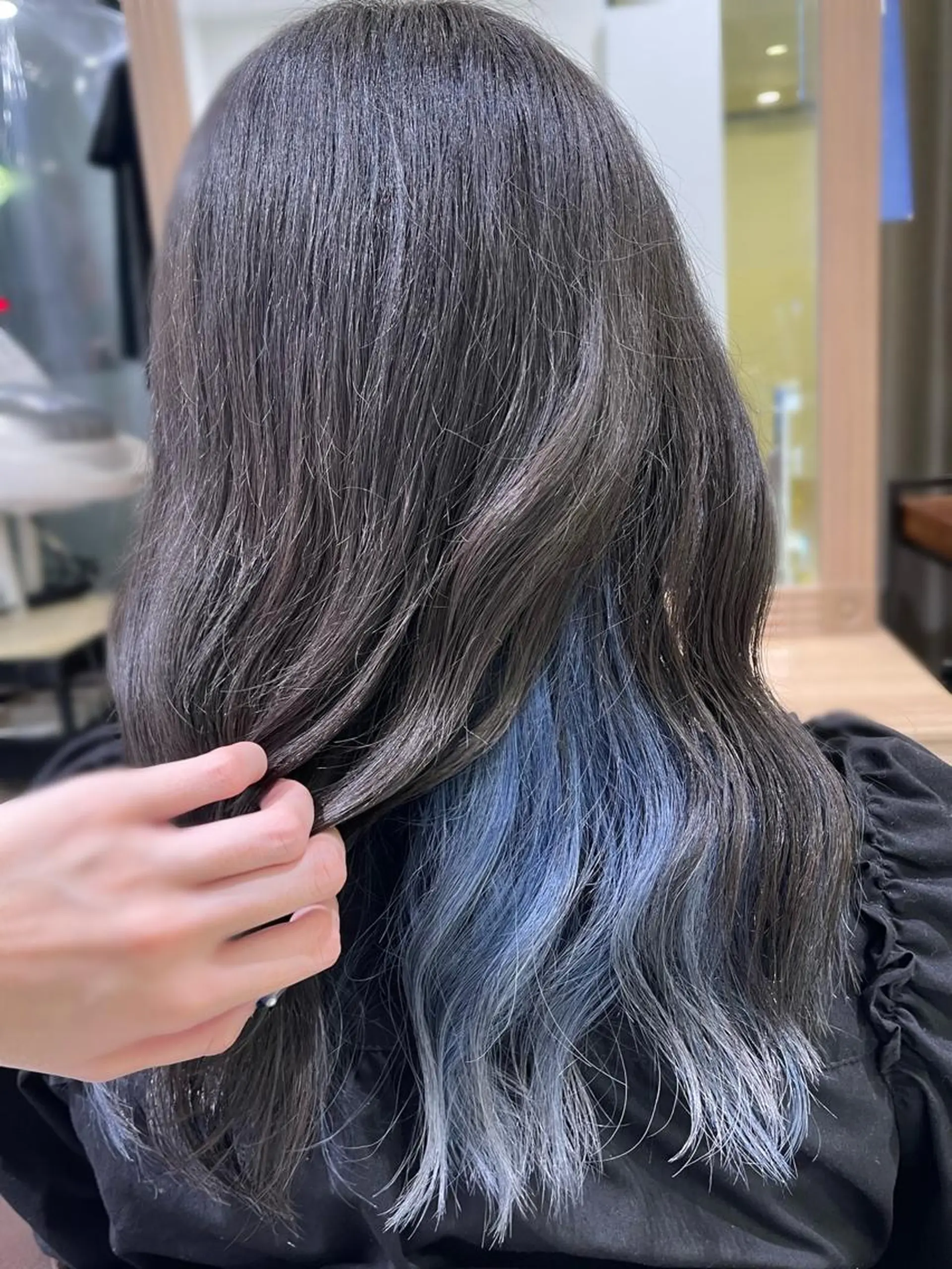 セミロング 艶カラー みゆう🎀のヘアスタイル