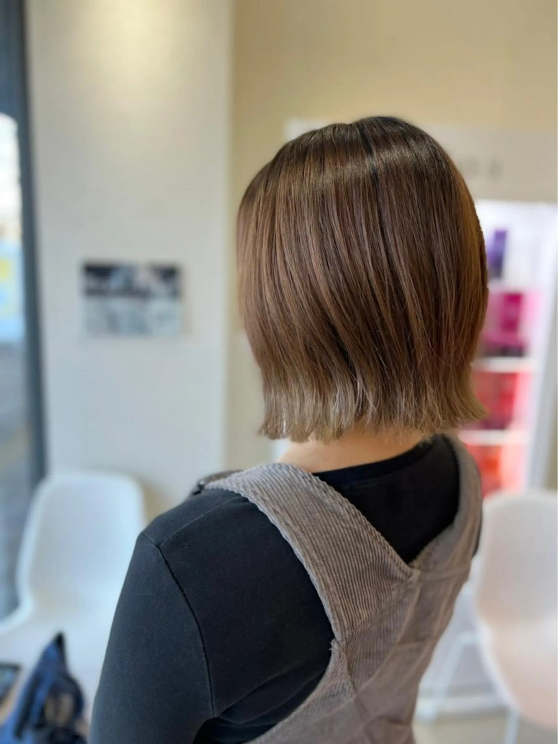 ミディアム 💙村岡 春陽💙のヘアスタイル