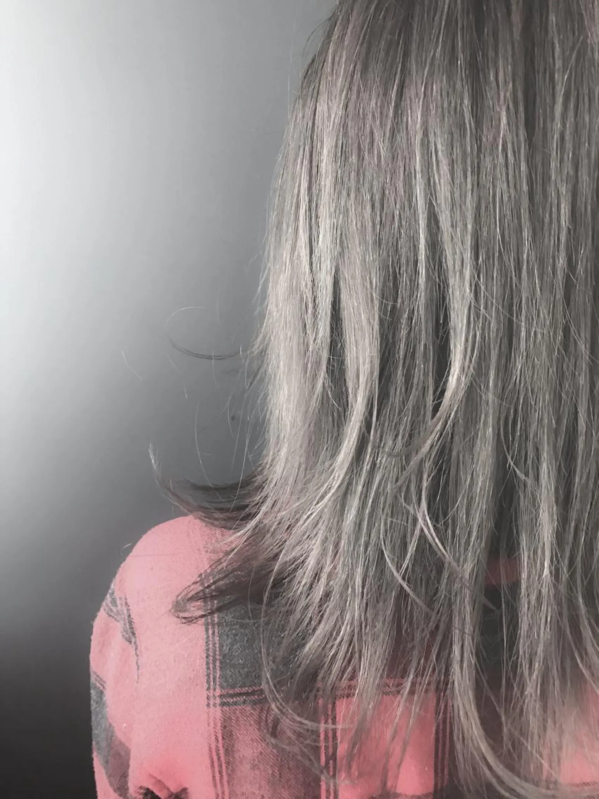 ミディアム カラー ブリーチ ヘアカラー BOX mico.のヘアスタイル