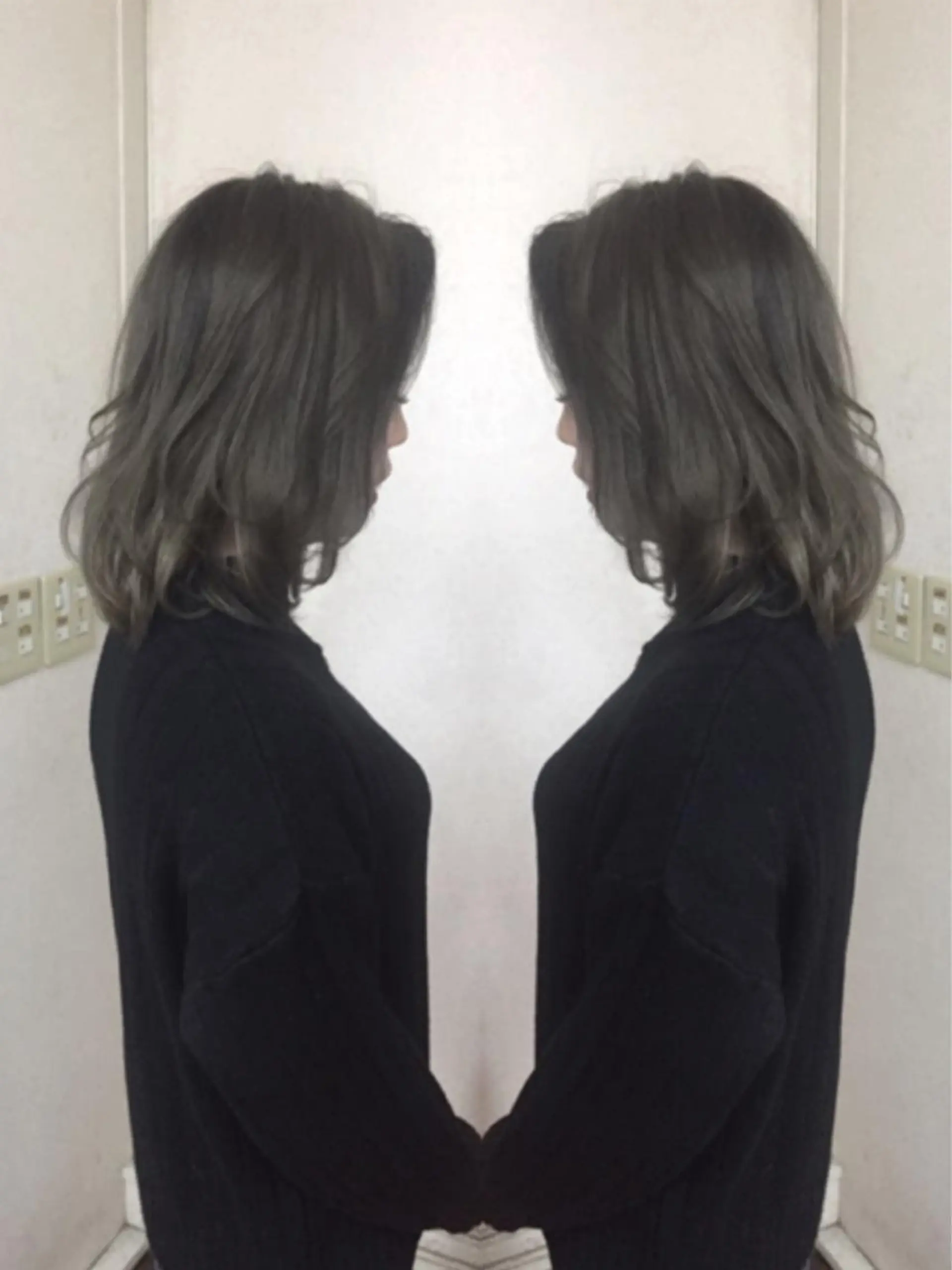 ミディアム カラー パーマ アッシュ アッシュグレー アッシュグレージュ バレイヤージュ グレージュ ヘアカラー トリートメント 三輪 太一のヘアスタイル