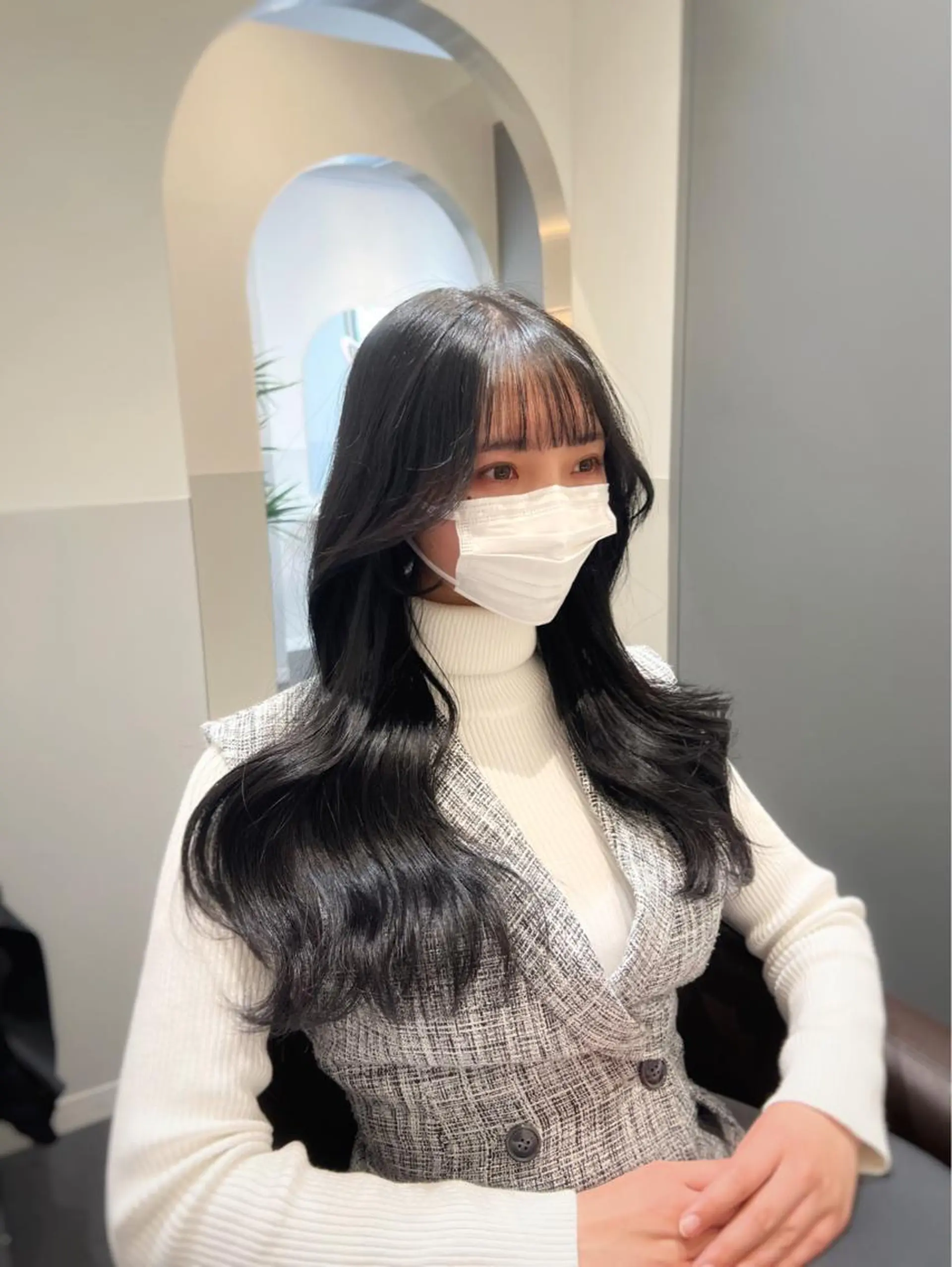 ロング カラー 韓国風カラー くびれヘア 顔周りカット 髪質改善 ヨシンモリ カット ヘアカラー トリートメント TAKUMI 【美髪特化】のヘアスタイル