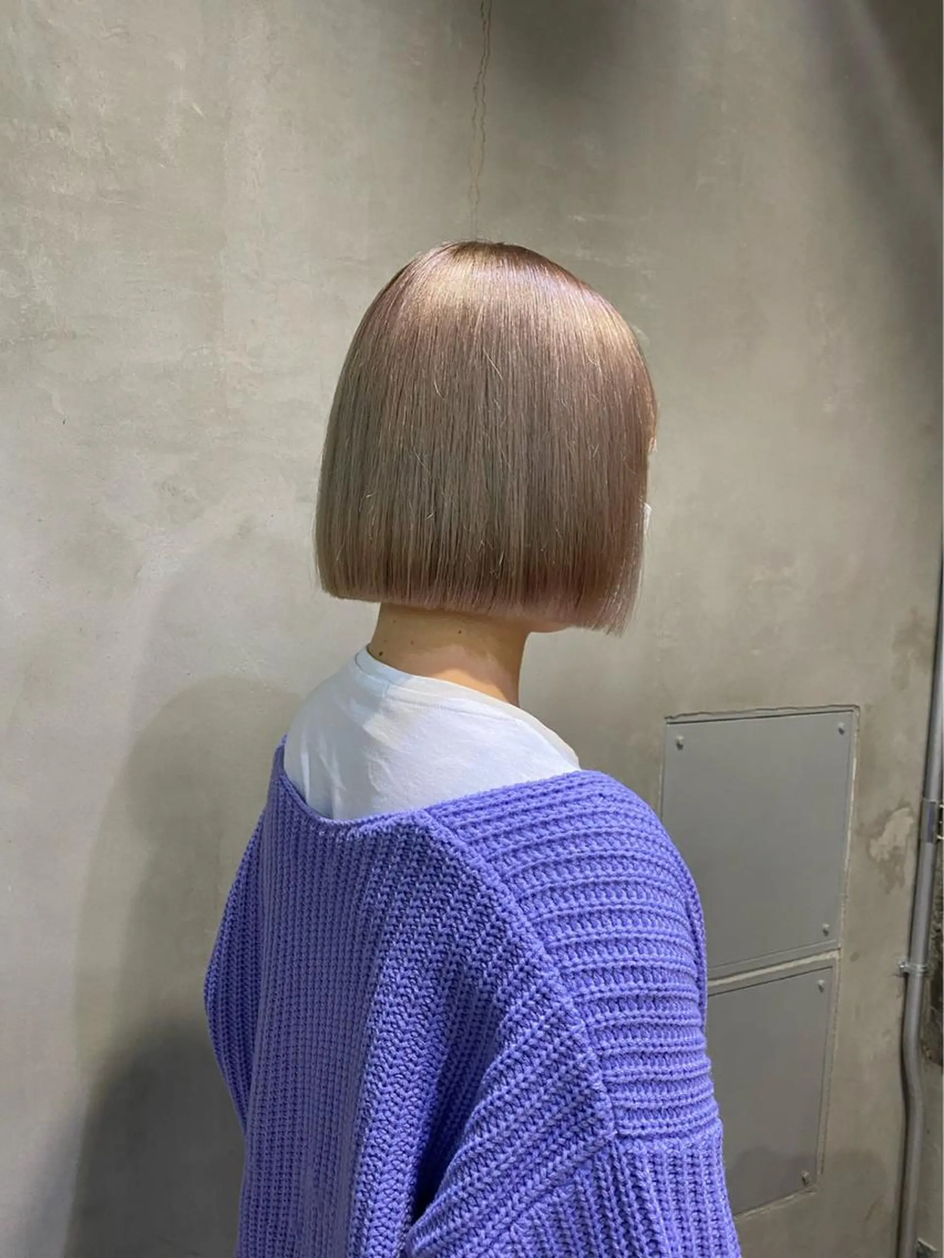 ショート カラー ヘアアレンジ ベージュカラー ブリーチ 💐ナチュラルヘア Kroda💐のヘアスタイル