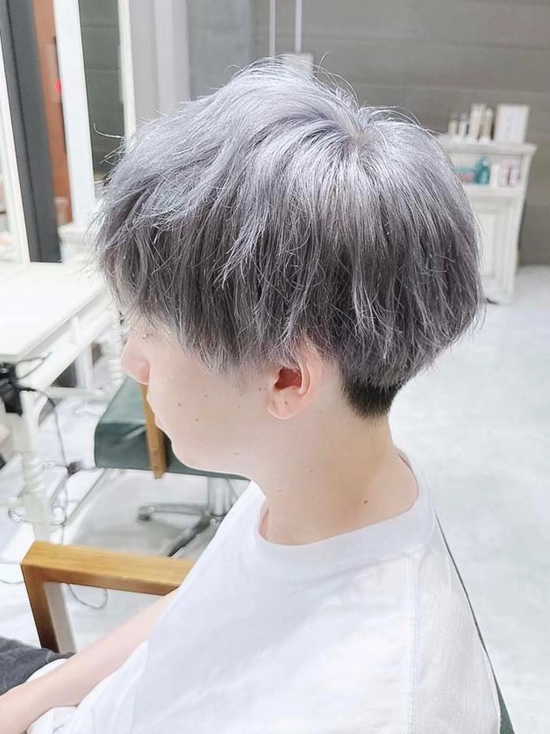 メンズ カラー メンズブリーチ メンズハイトーン マッシュ ブリーチ ダブルカラー DAYS Men’sのヘアスタイル