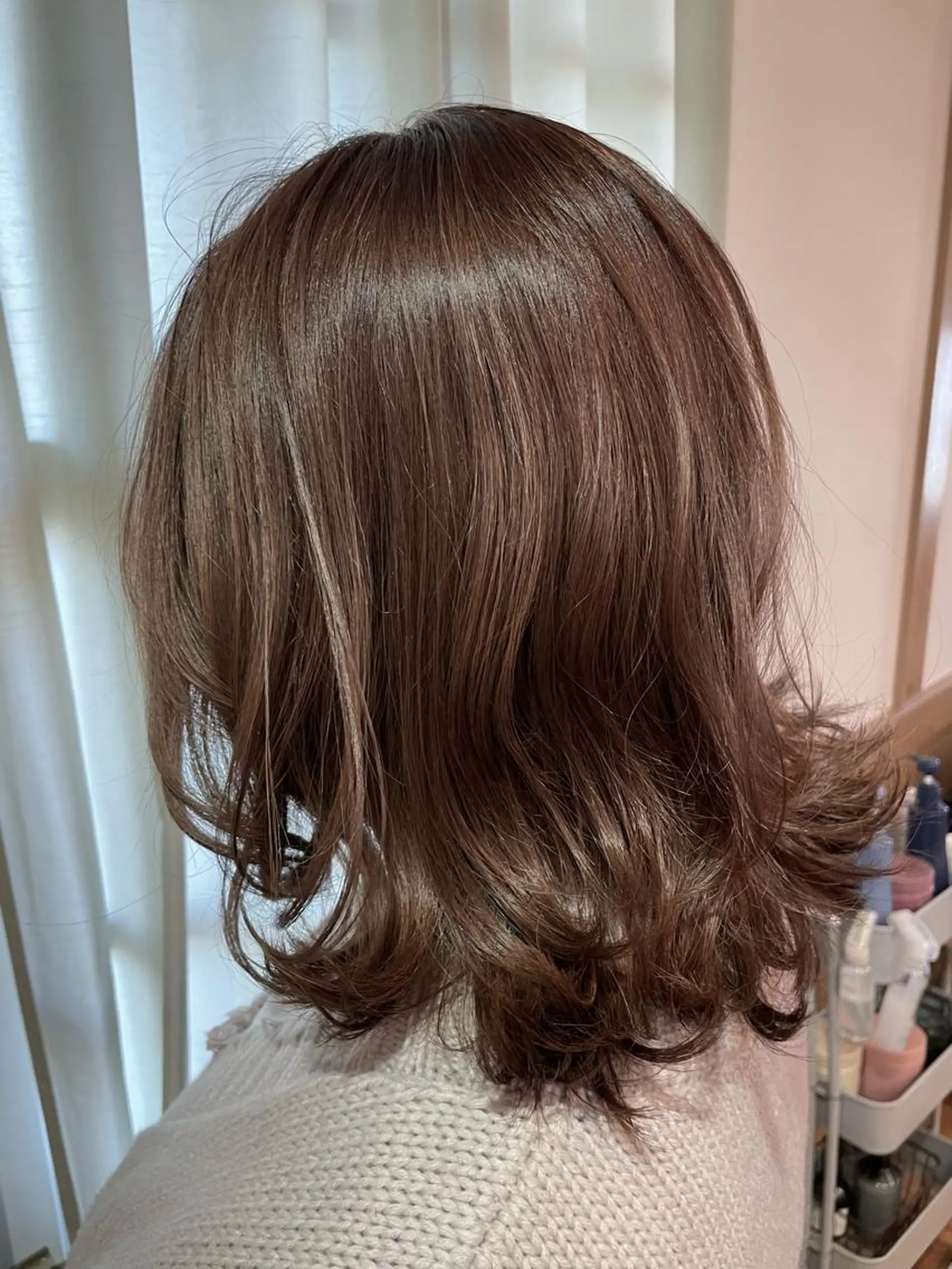 ミディアム ハイライト ヘアカラー トリートメント 大隈 朋美のヘアスタイル