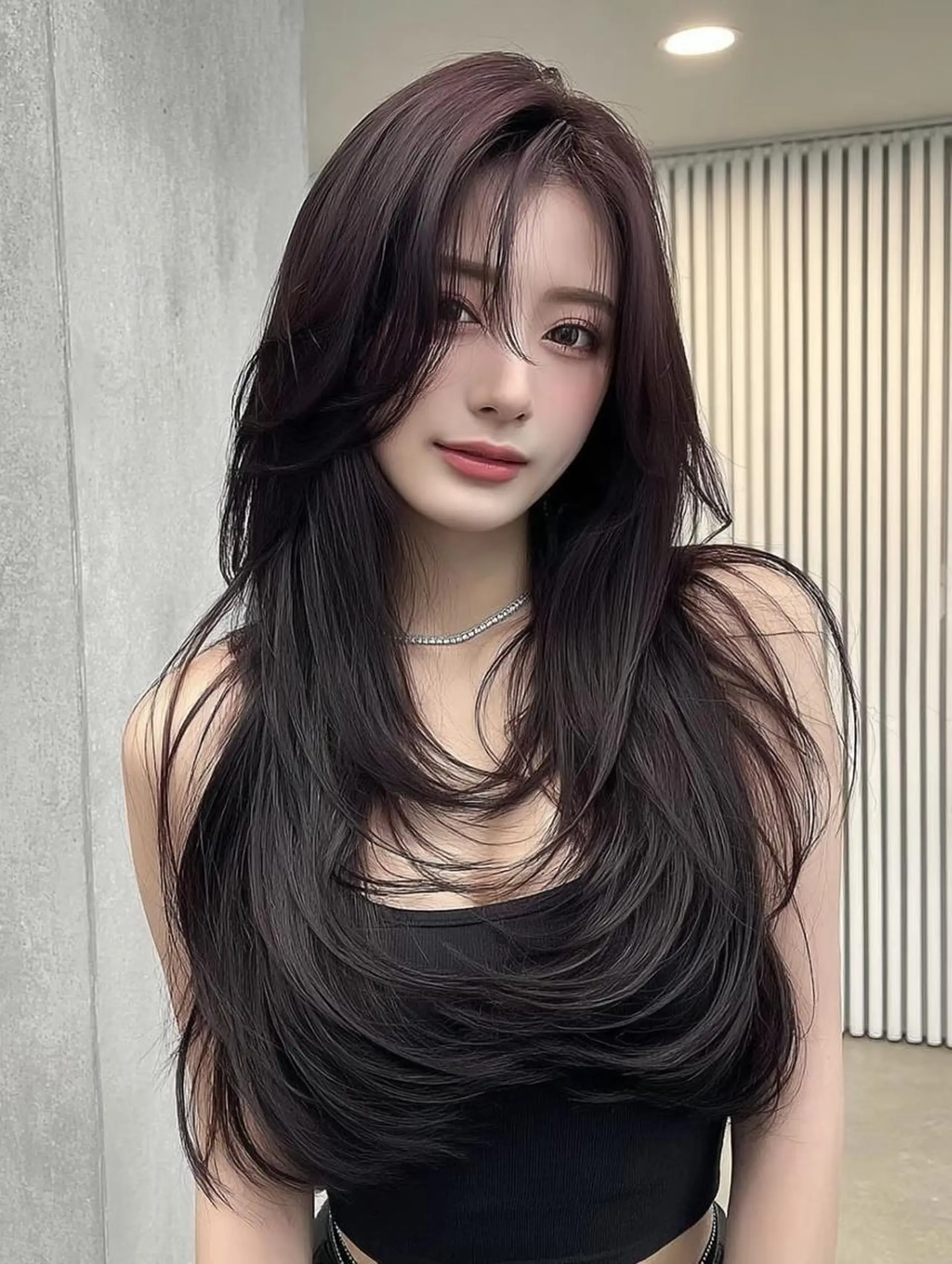 セミロング くびれヘア 顔周りカット 髪質改善 ヨシンモリ 韓国風ヘア カット ヘアカラー トリートメント sasa ササのヘアスタイル