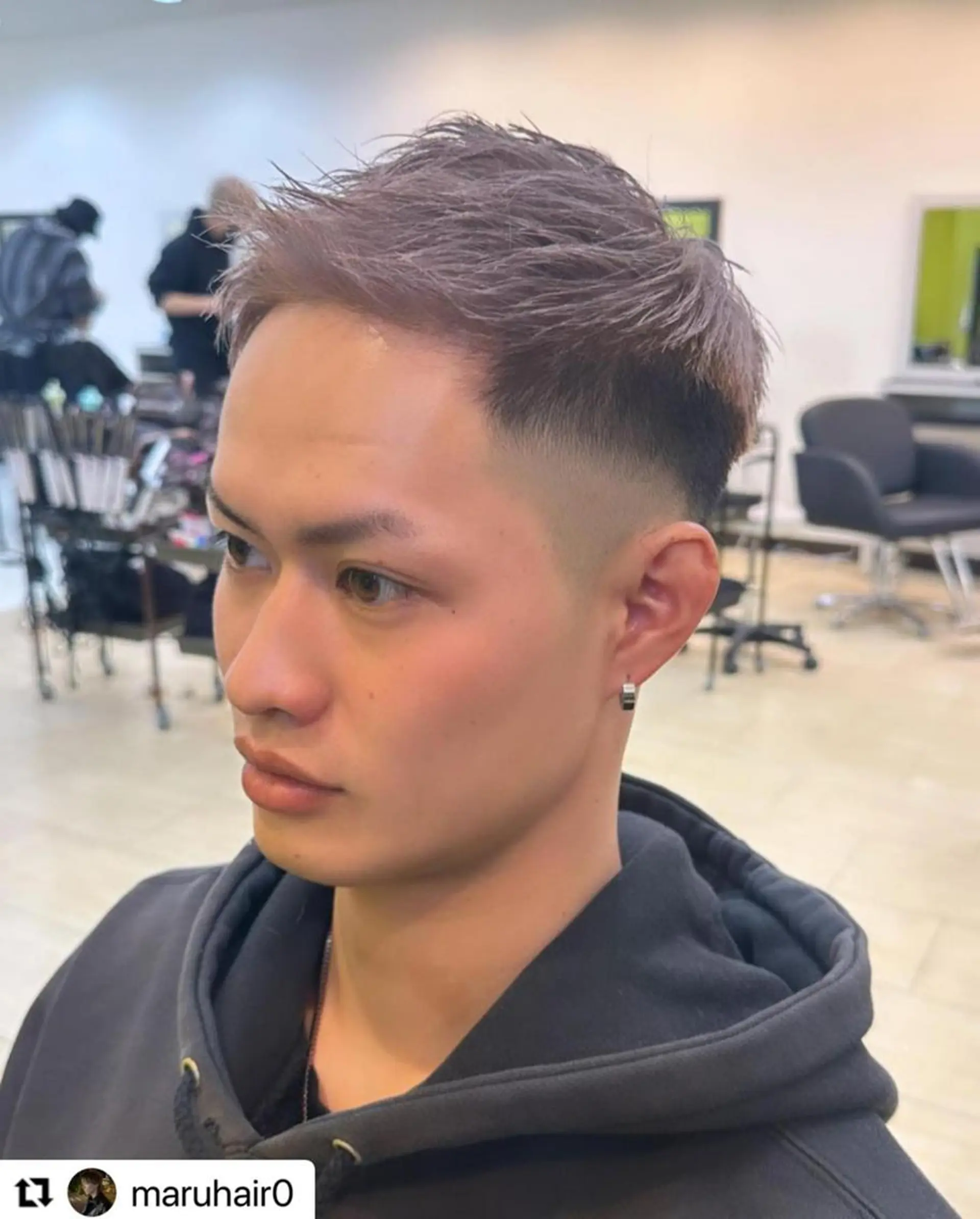 ミディアム カラー メンズ ミディアムパーマ メンズバレイヤージュ メンズブリーチ フェードカット メンズハイライト 🩷Eny terrace🩷のヘアスタイル