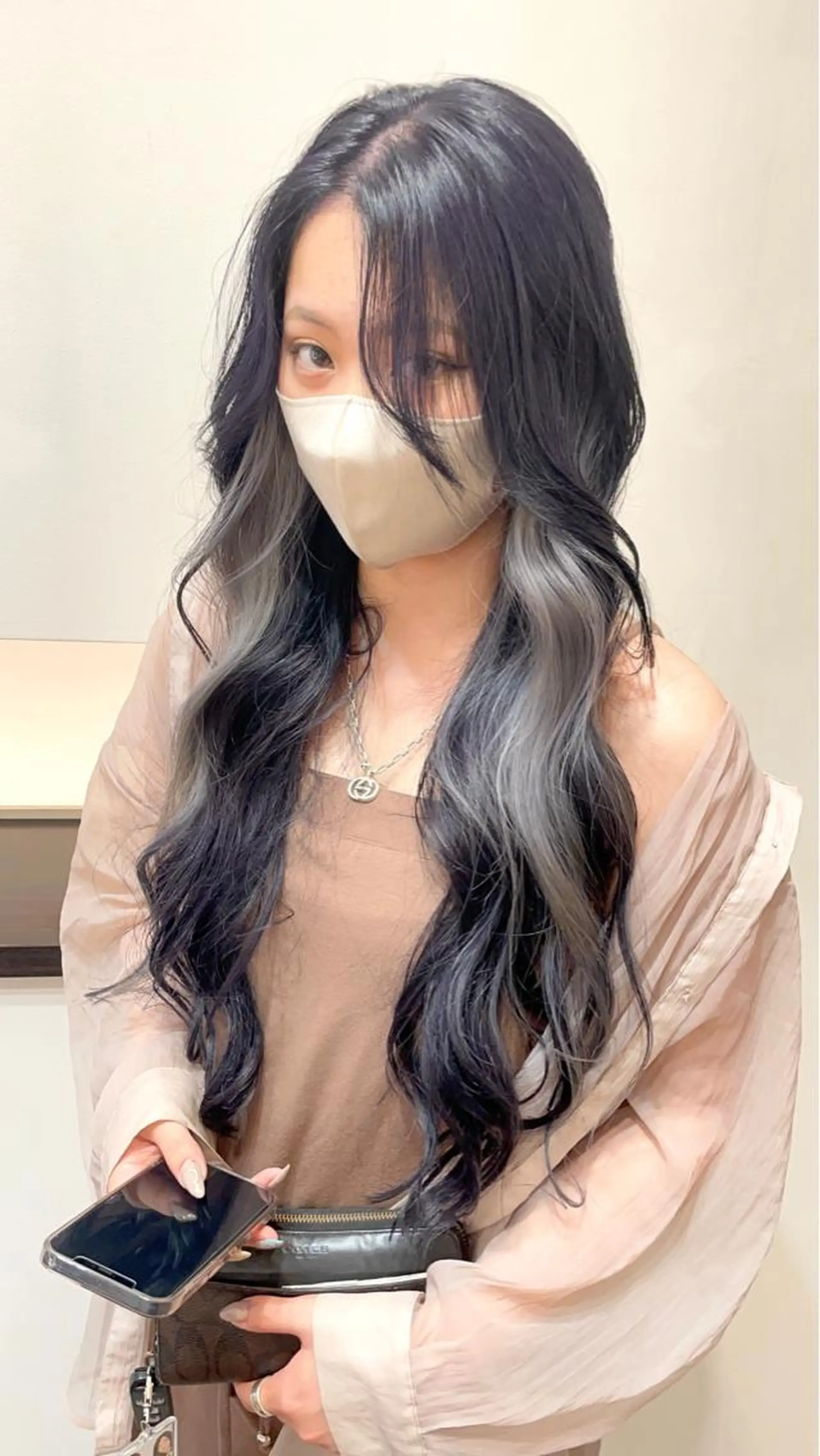 ロング カラー ヘアカラー トリートメント ダメージレスブリーチ HIROSHIのヘアスタイル