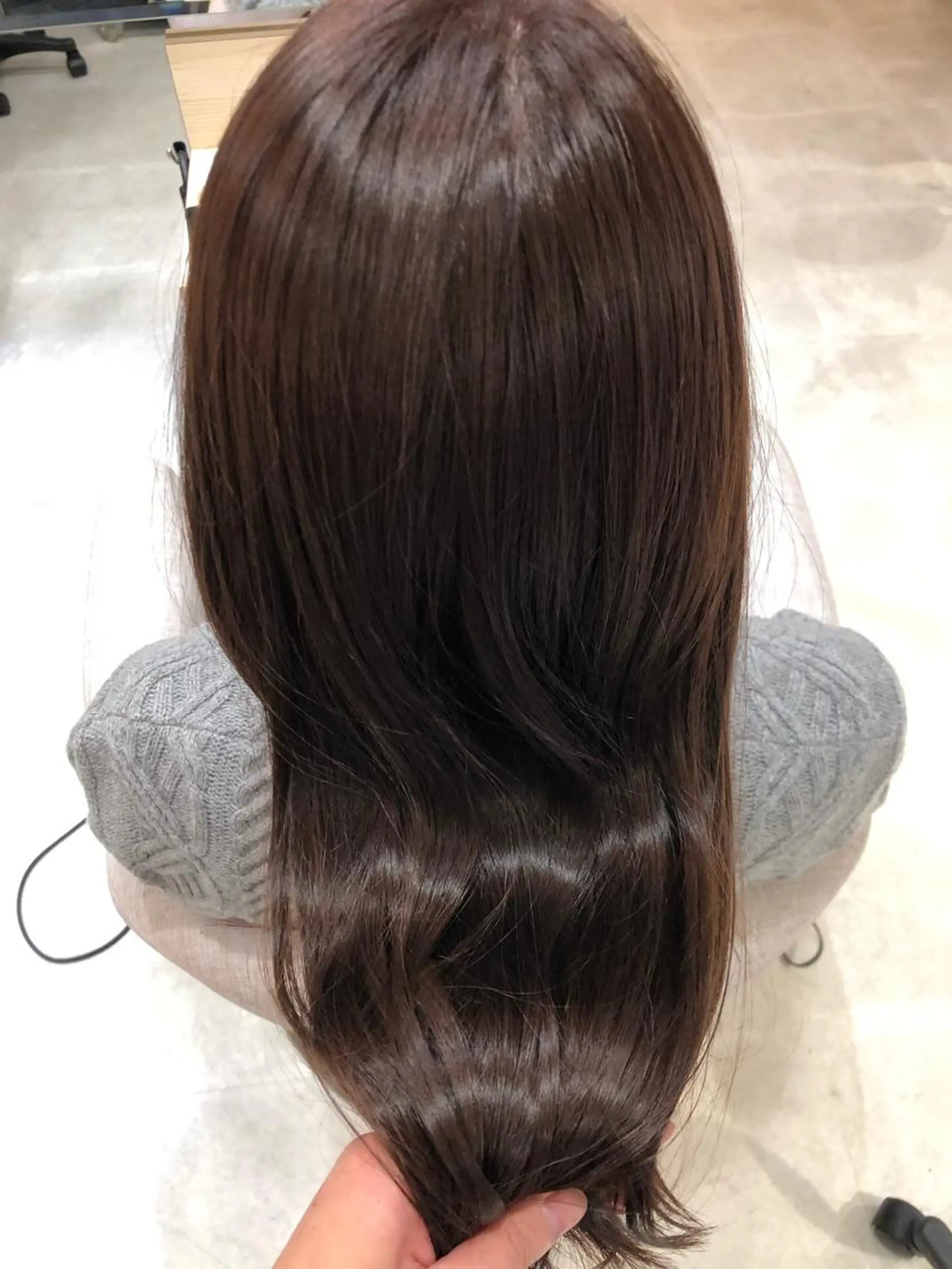 ロング 辻本 夏子のヘアスタイル