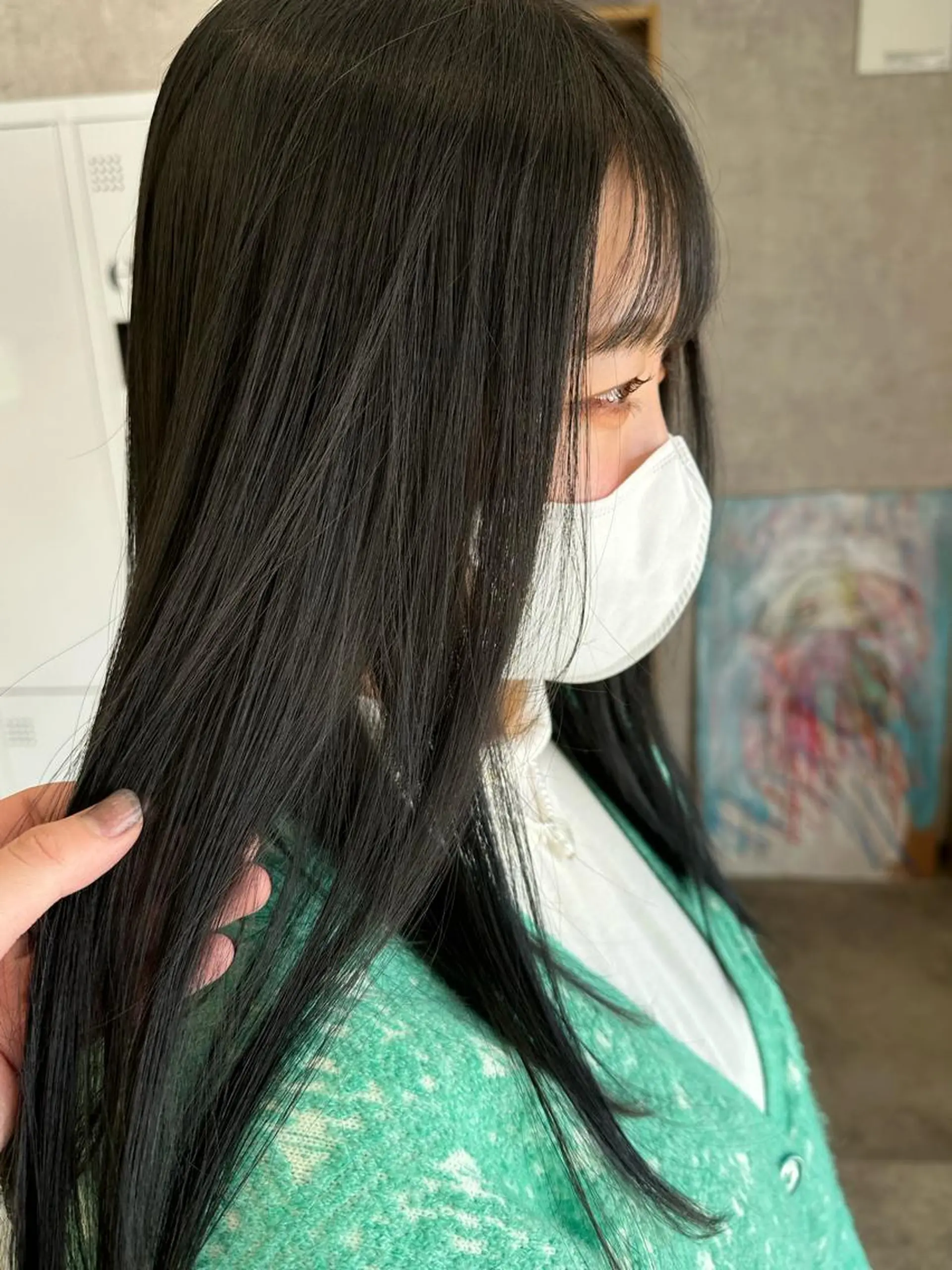 セミロング カラー 透明感カラー グレージュ オリーブグレージュ オリーブグレー mau tomokaのヘアスタイル
