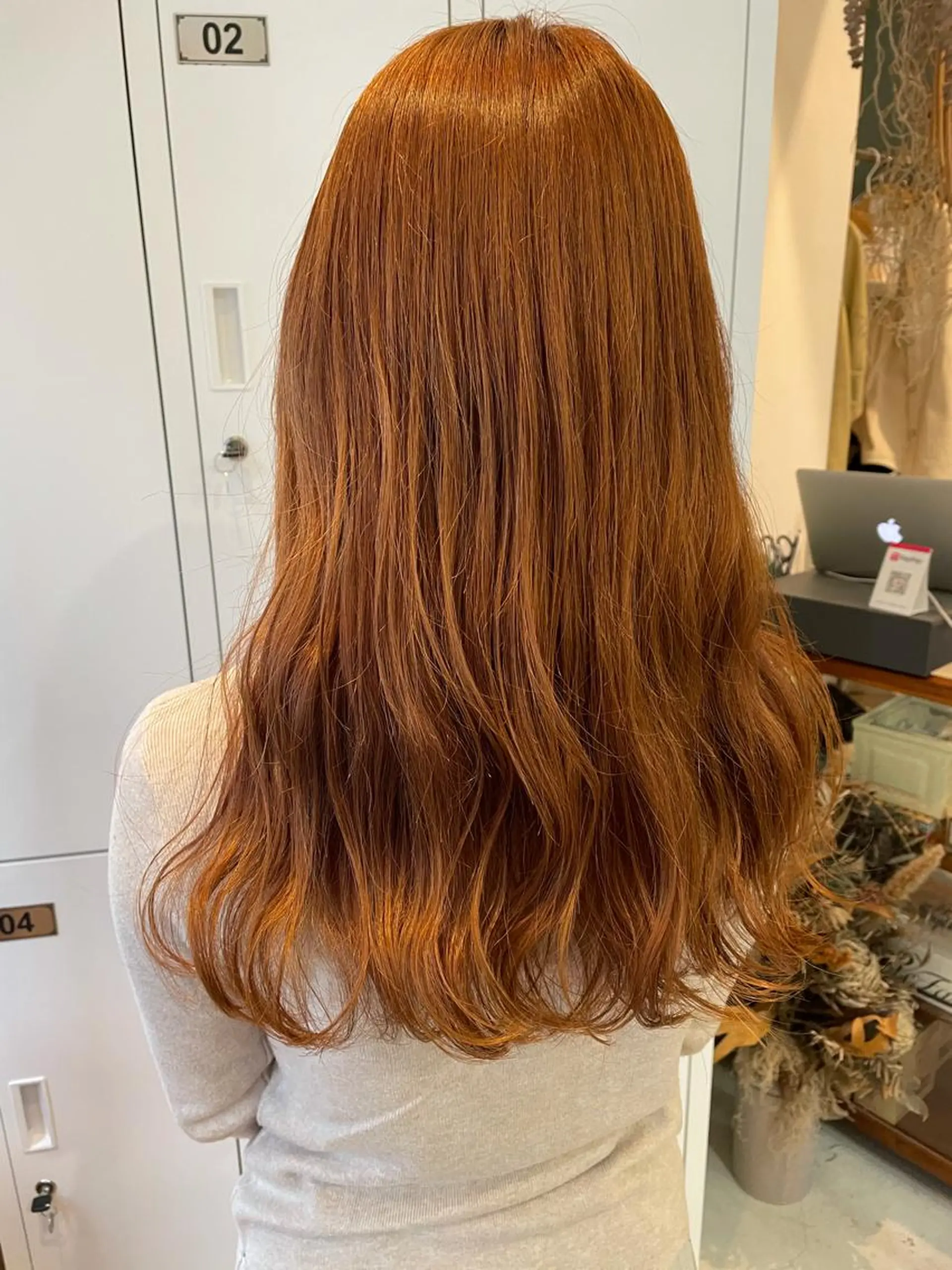 セミロング カラー ベージュカラー ブリーチ オレンジ オレンジベージュ 中目黒🌼 🌼ハナのヘアスタイル