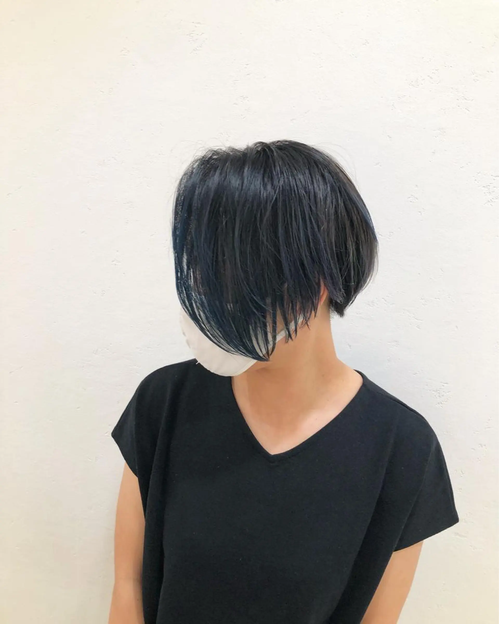 ショート カラー ブリーチ ブルーカラー ショートヘア ニュアンスカラー🫧 加納のヘアスタイル