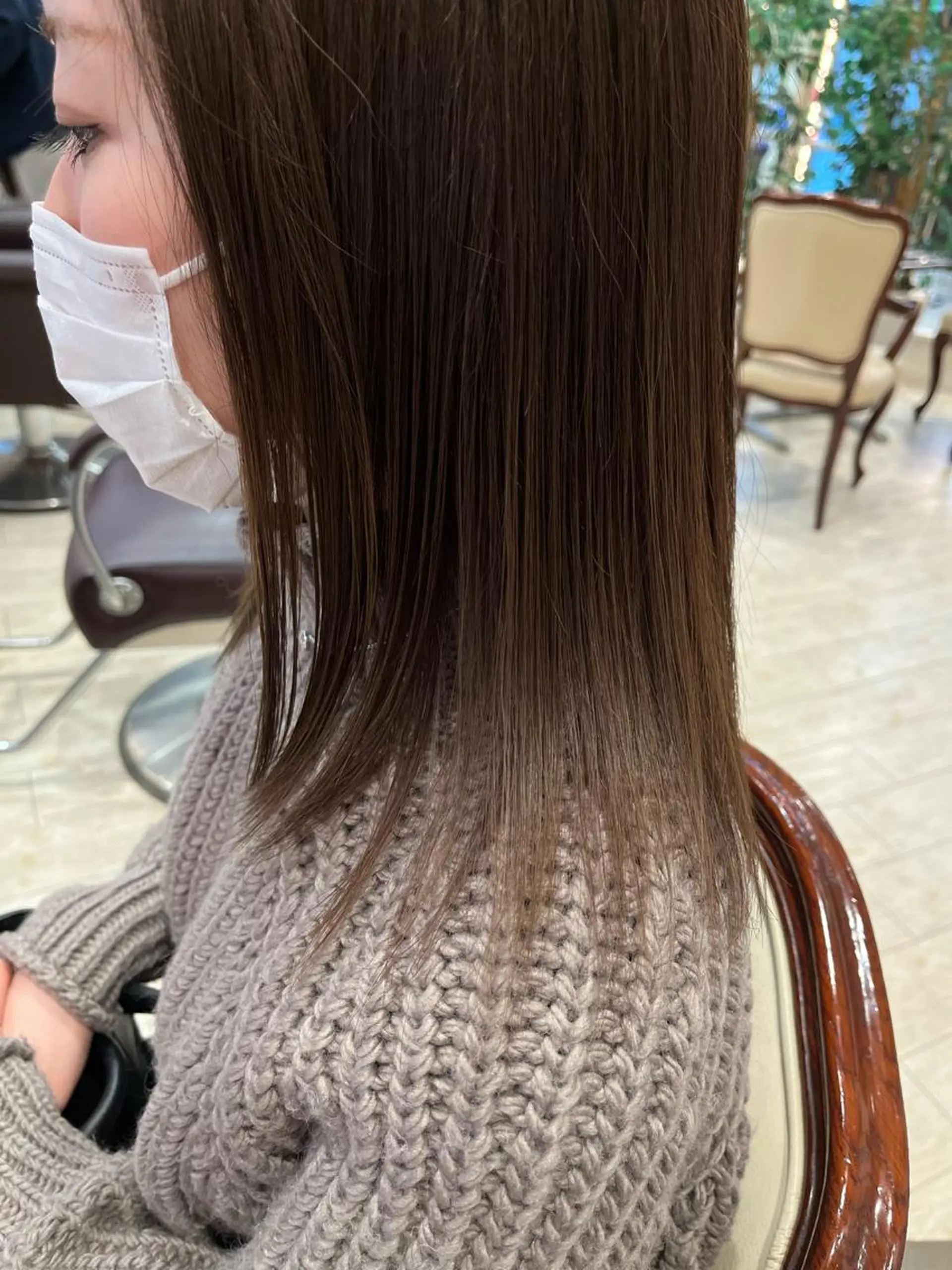 セミロング カラー 透明感カラー トリートメント ヘアカラー トリートメント サソウ ユリエ🥥のヘアスタイル