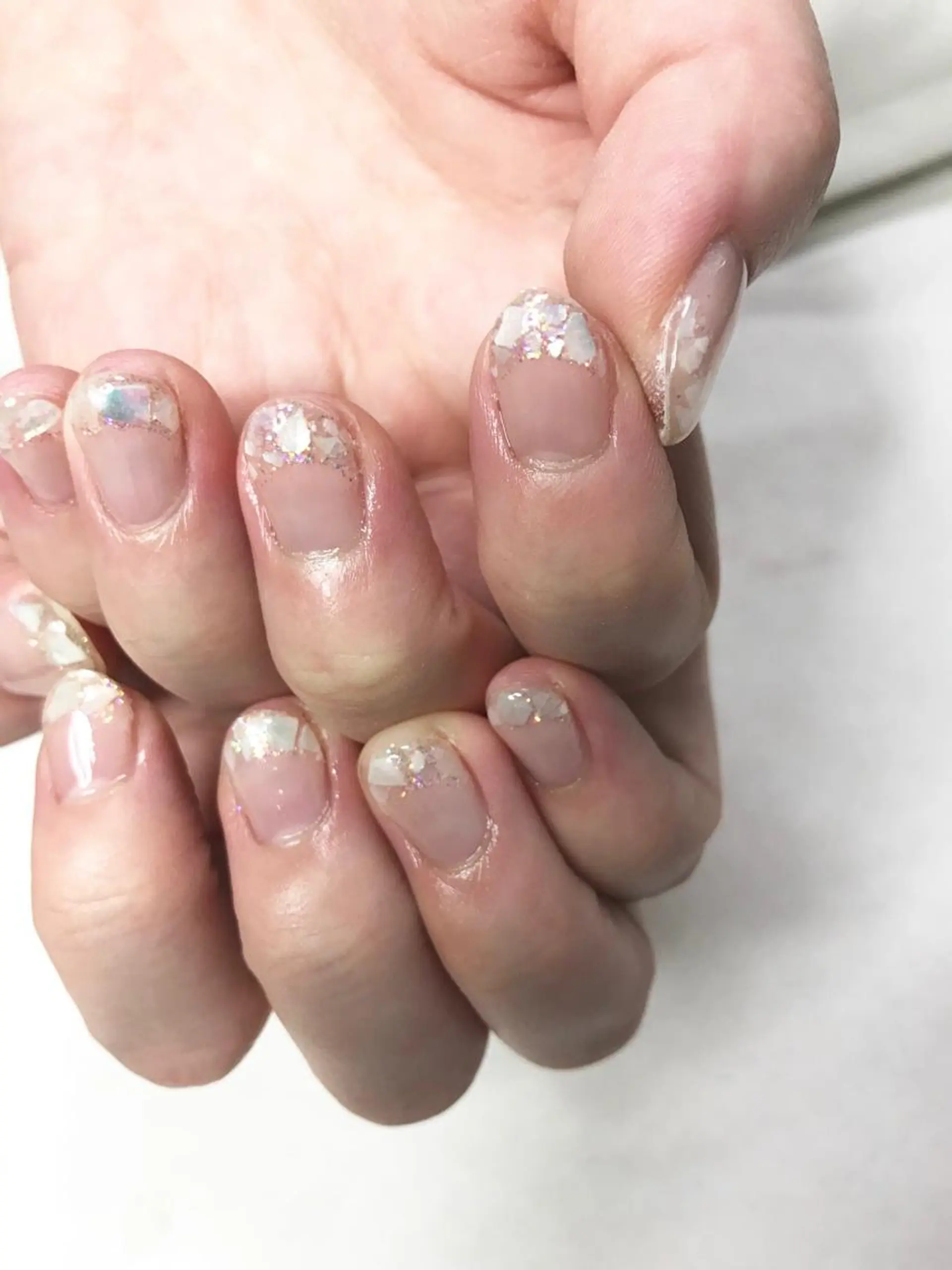 ミディアム カラー パーマ ヘアアレンジ ネイル マツエク・マツパ フレンチネイル Sunny side nailのネイルデザイン