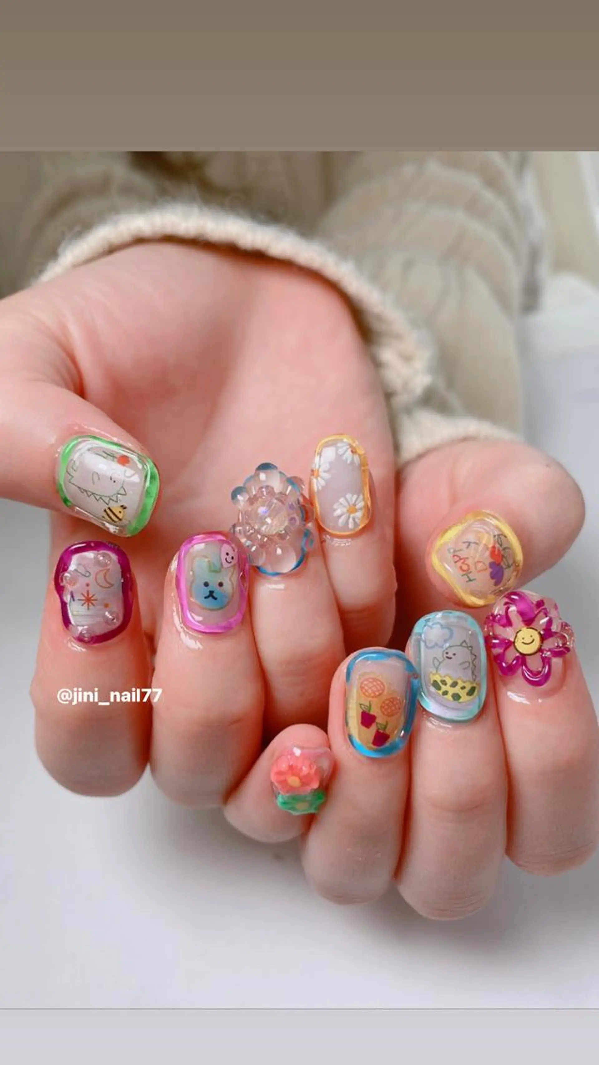 ネイル JINI NAIL所属・ジニ ネイルのネイルデザイン