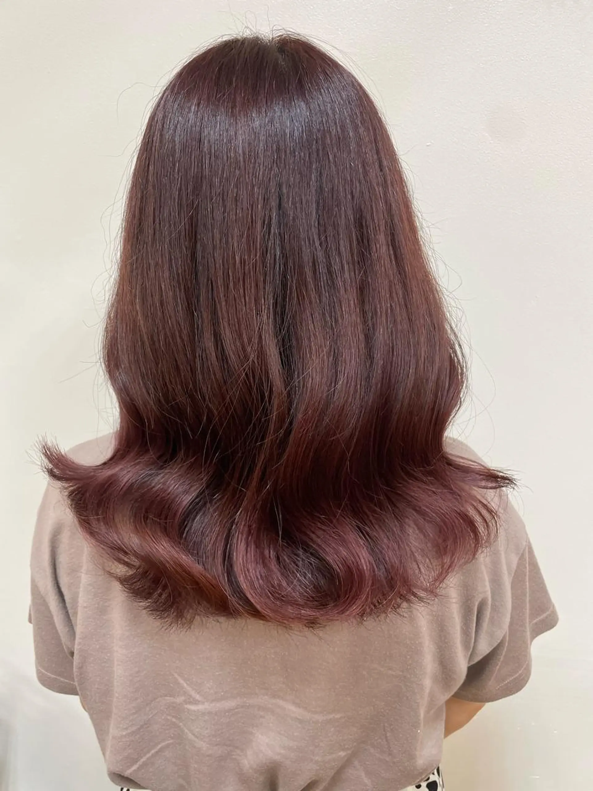セミロング 韓国ヘア 🤍中西麻友🤍のヘアスタイル