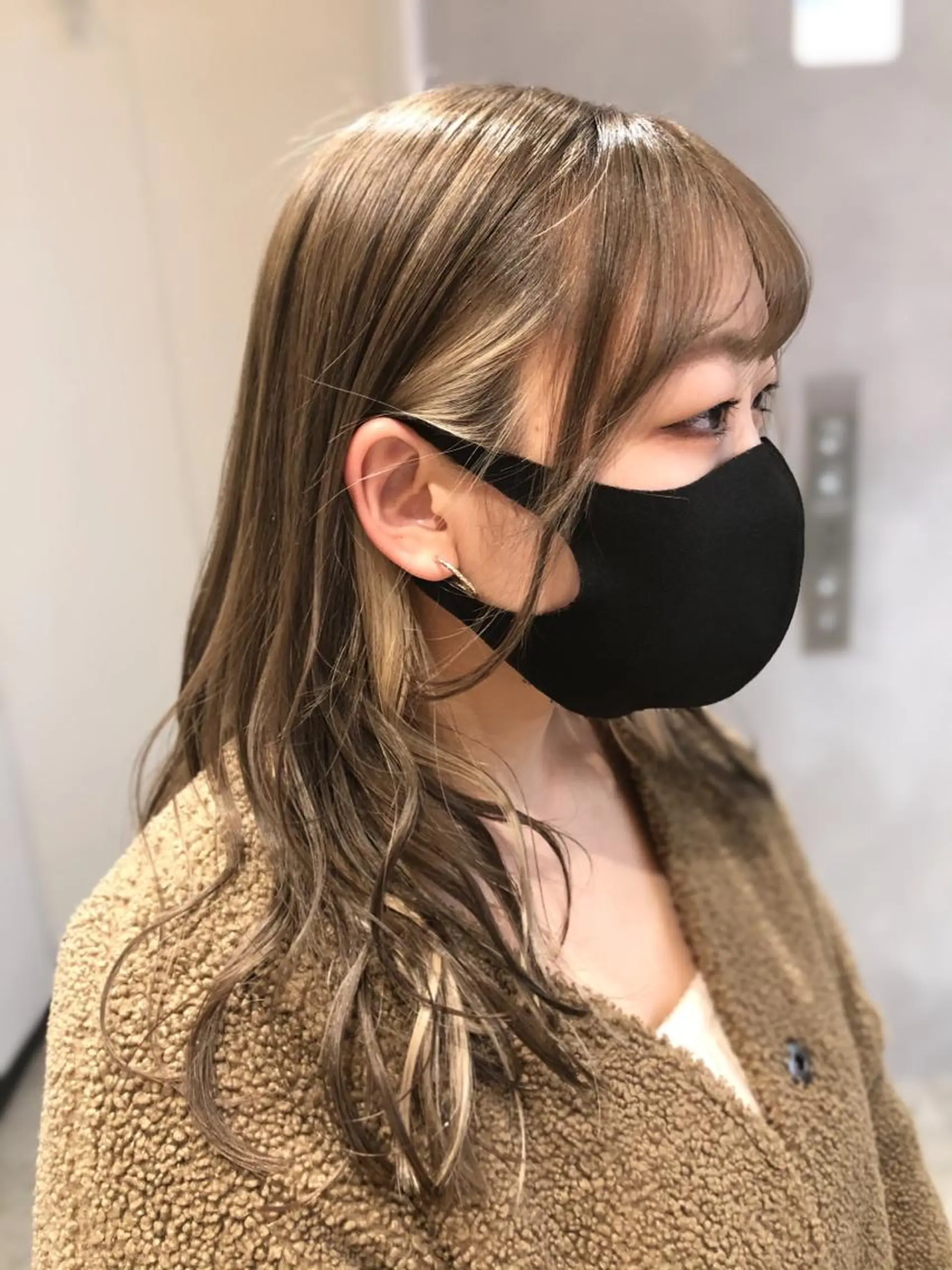 ロング カラー ハイトーン×レイヤー ／遠藤将太のヘアスタイル