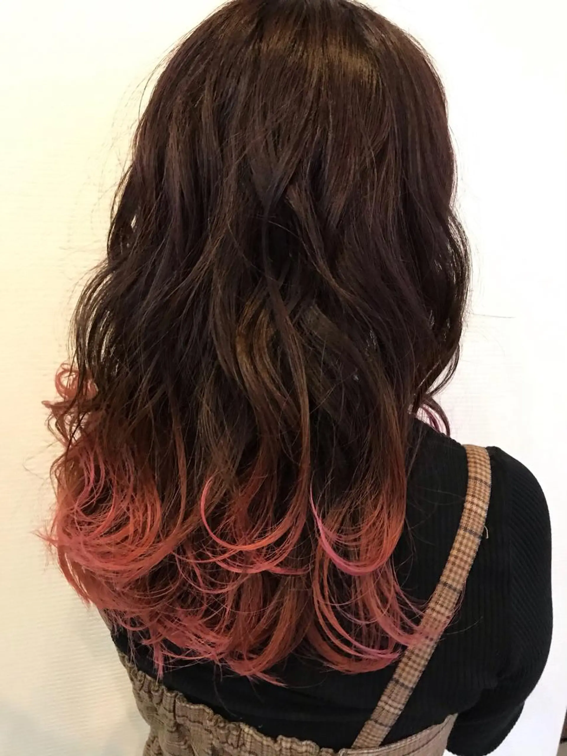 カラー グラデーションカラー ピンクカラー ヘアカラー トリートメント 日比 貴大/ minim hairのヘアスタイル