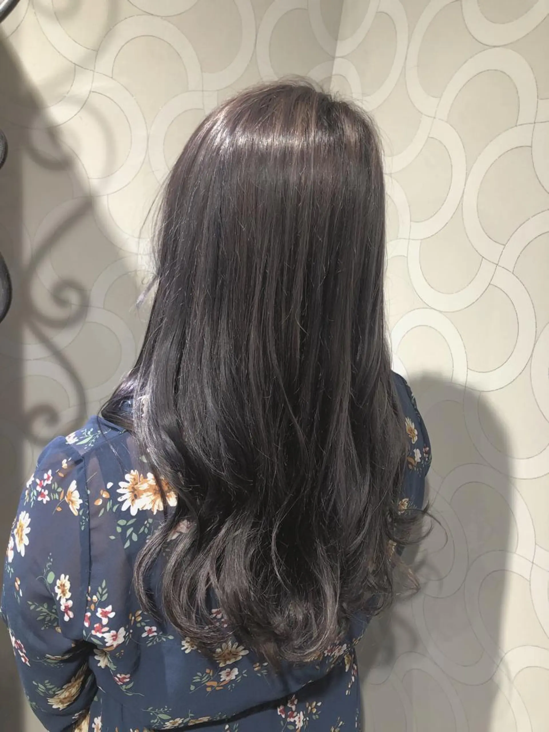 ロング カラー ブリーチ グレージュ ラベンダーカラー ラベンダーグレージュ ラベンダーグレー 韓国ヘア ♡tomimaのヘアスタイル