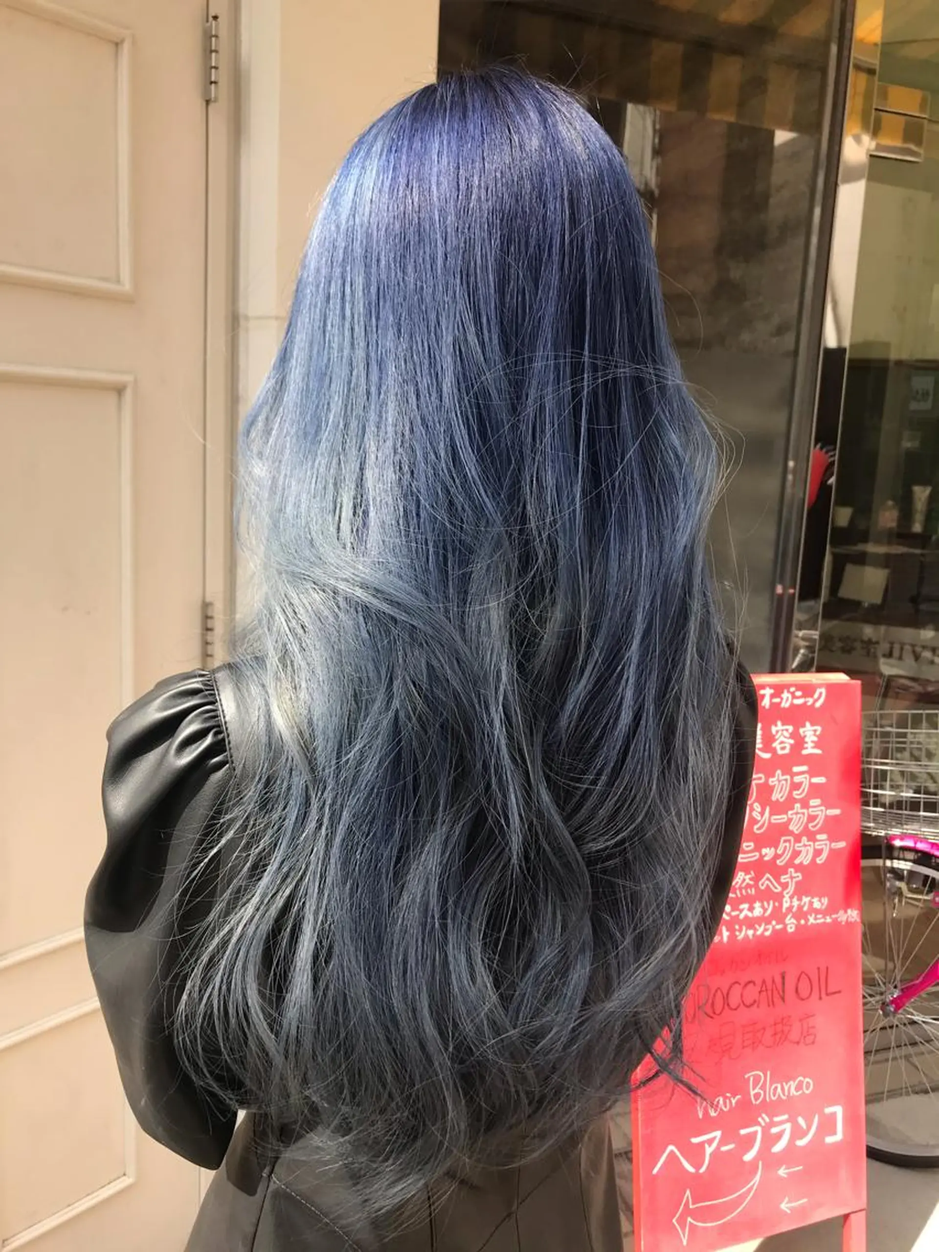 ロング カラー uru" すずきさゆりのヘアスタイル