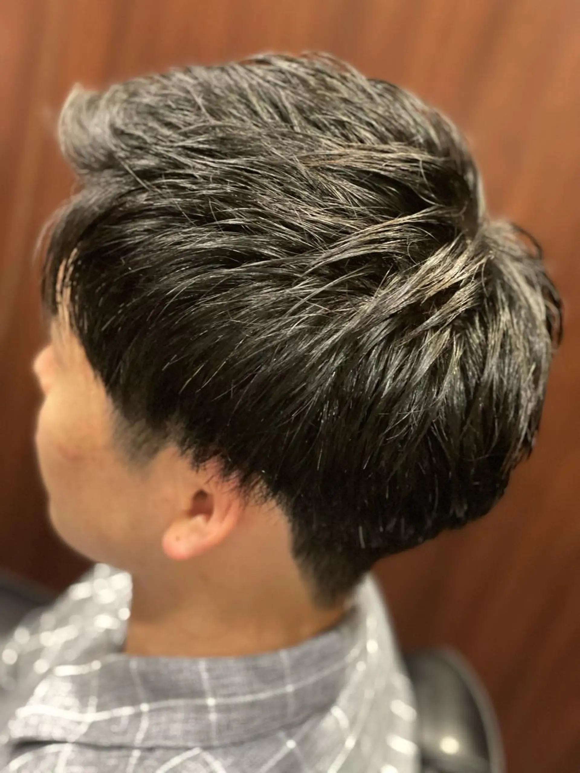 ショート メンズ 海老原 コウのヘアスタイル