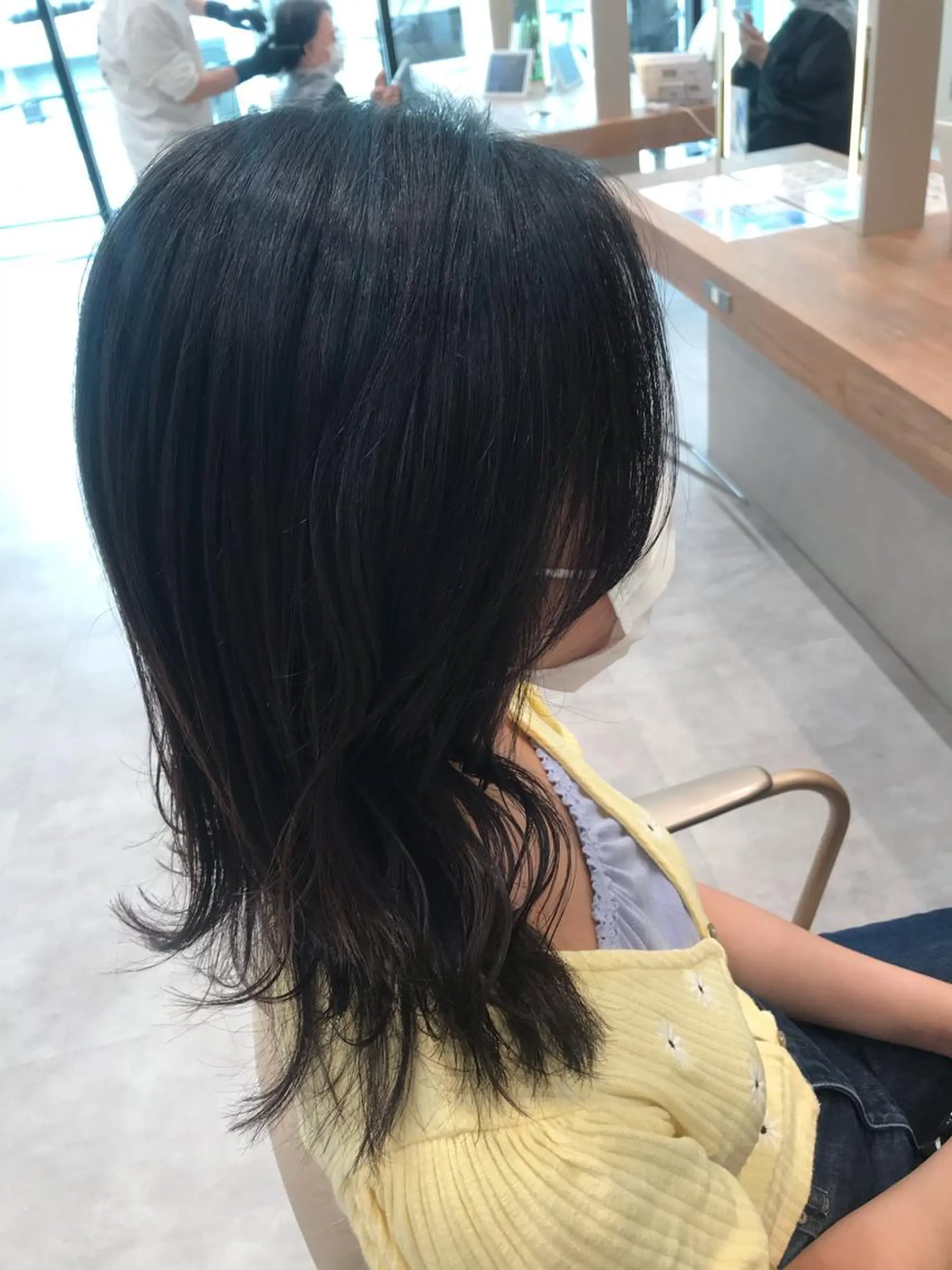 セミロング 木野田 萌のヘアスタイル