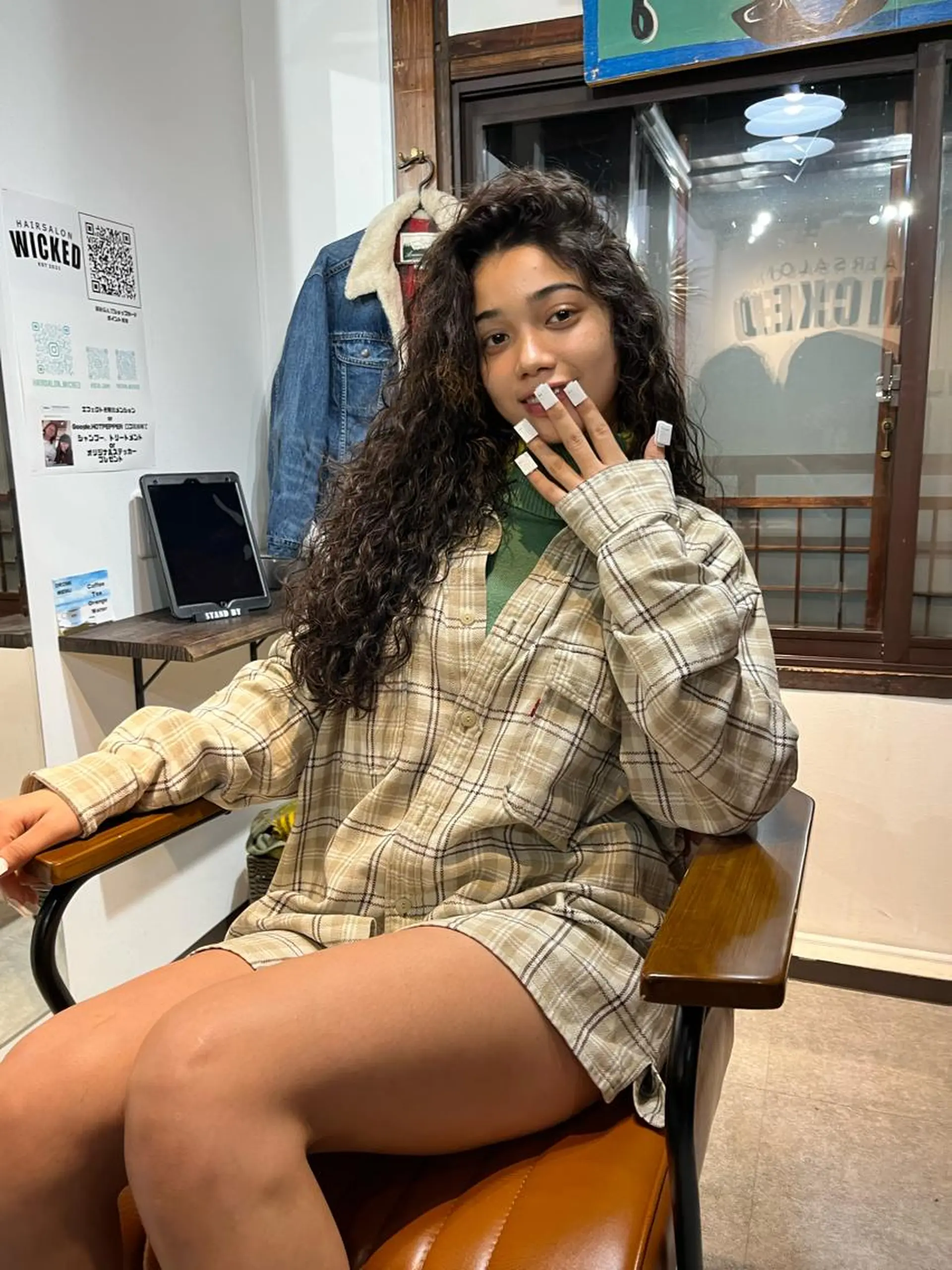 ロング パーマ スパイラルパーマ ツイストパーマ 東風上 亮介のヘアスタイル