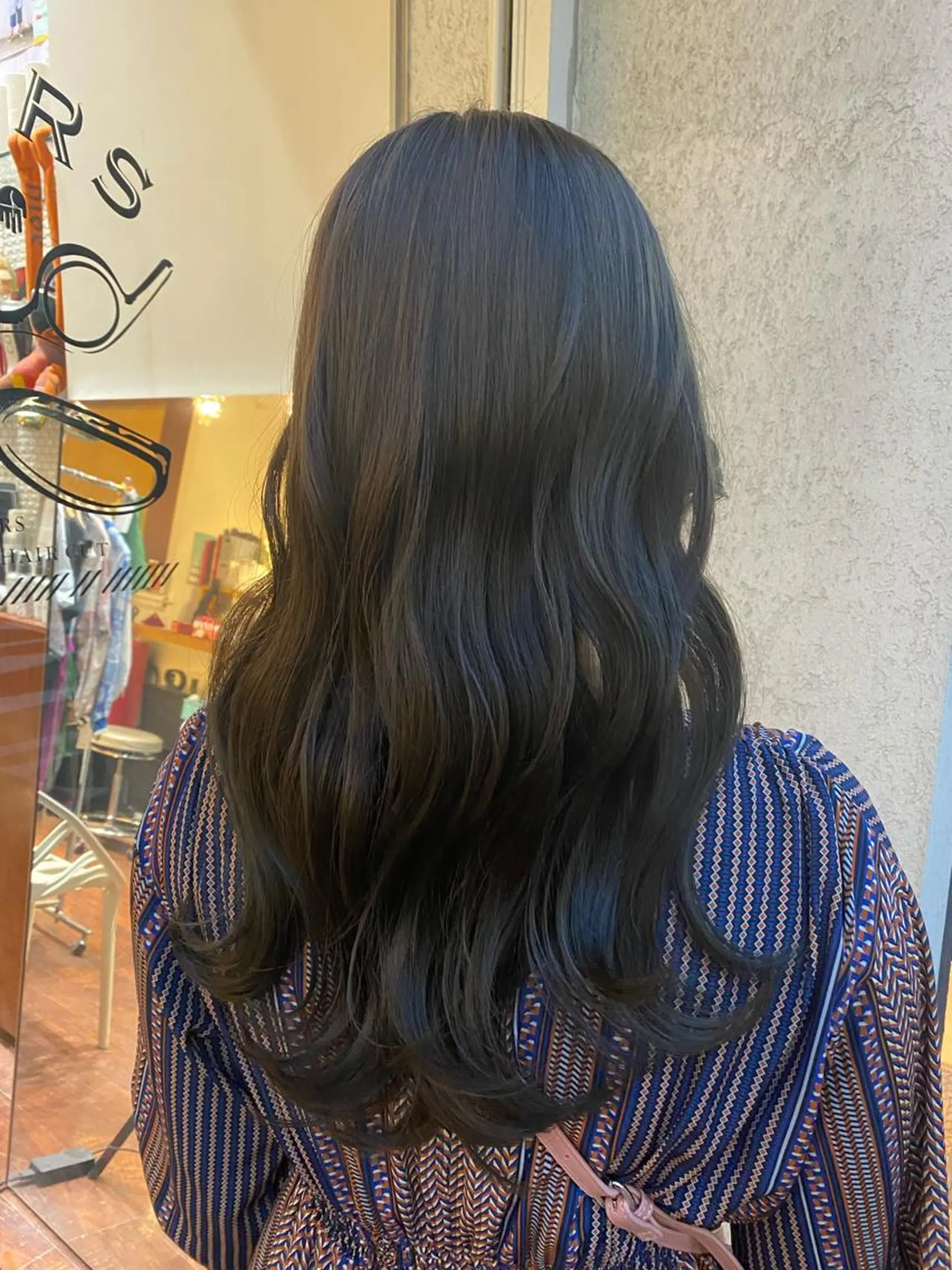 ロング カラー ヘアカラー トリートメント haru .のヘアスタイル