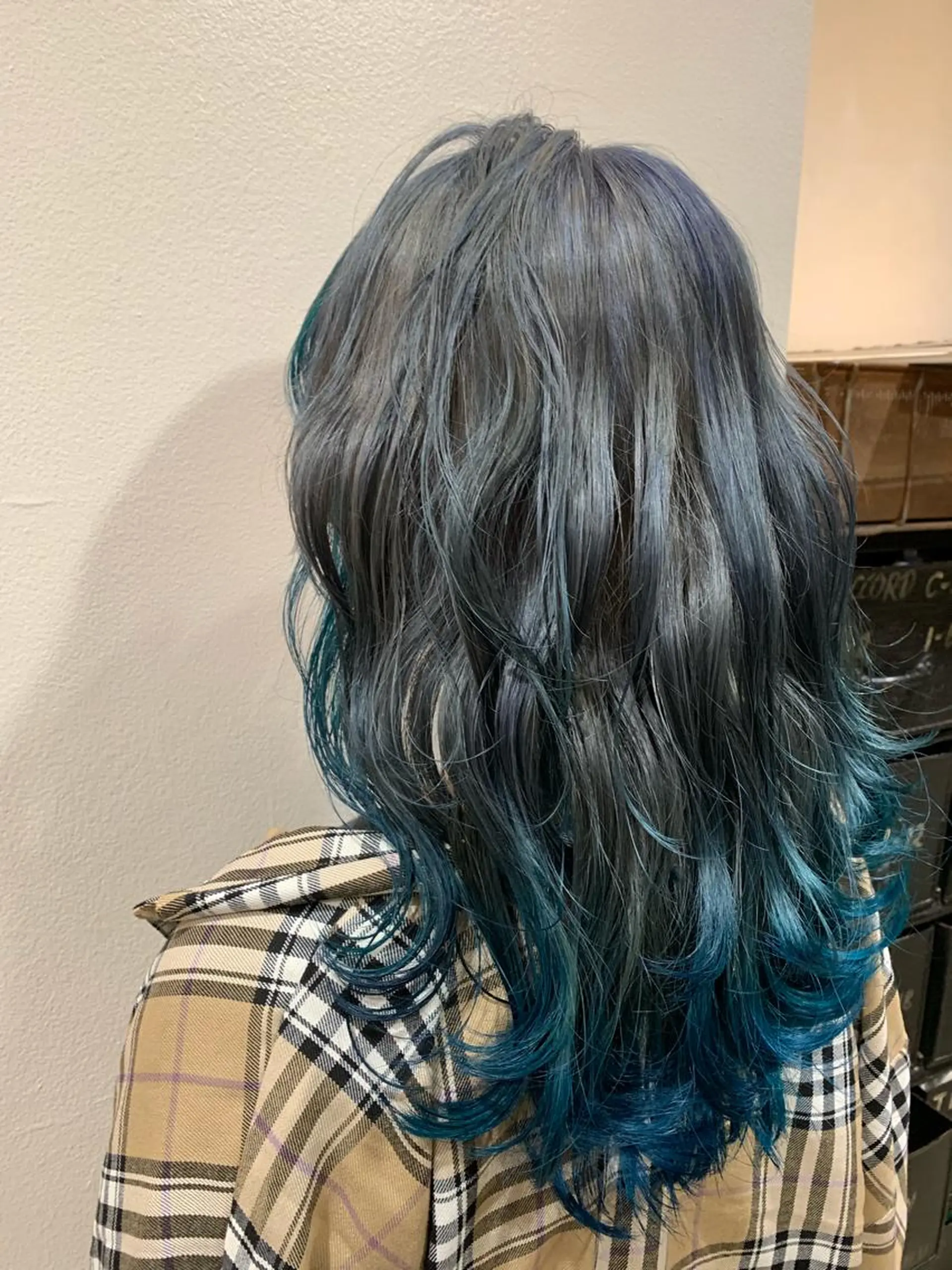 ロング カラー グレージュ ミント 山崎 澪 レイヤーカット/大宮のヘアスタイル
