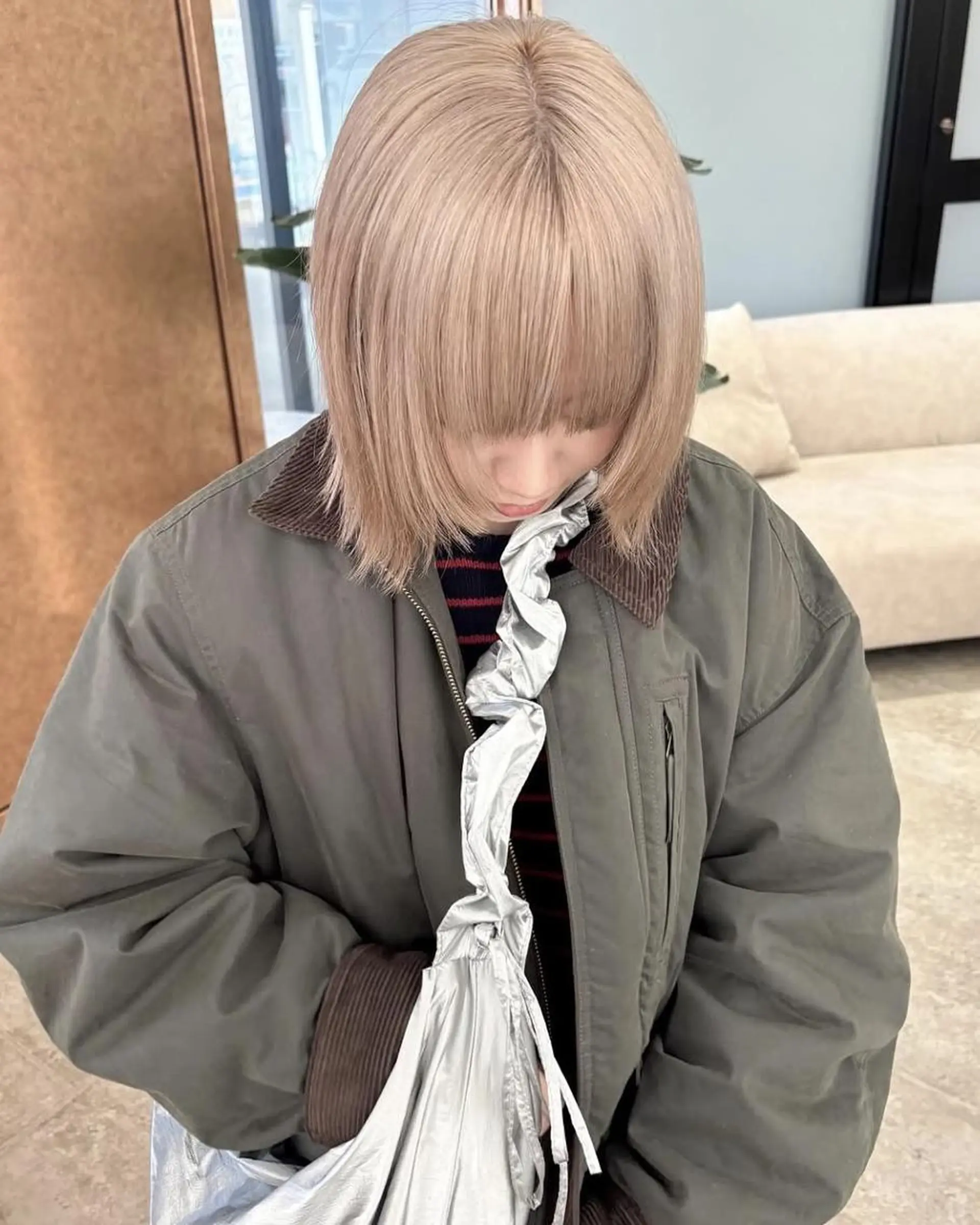 ショート カット ヘアカラー 藤井 貴美子のヘアスタイル