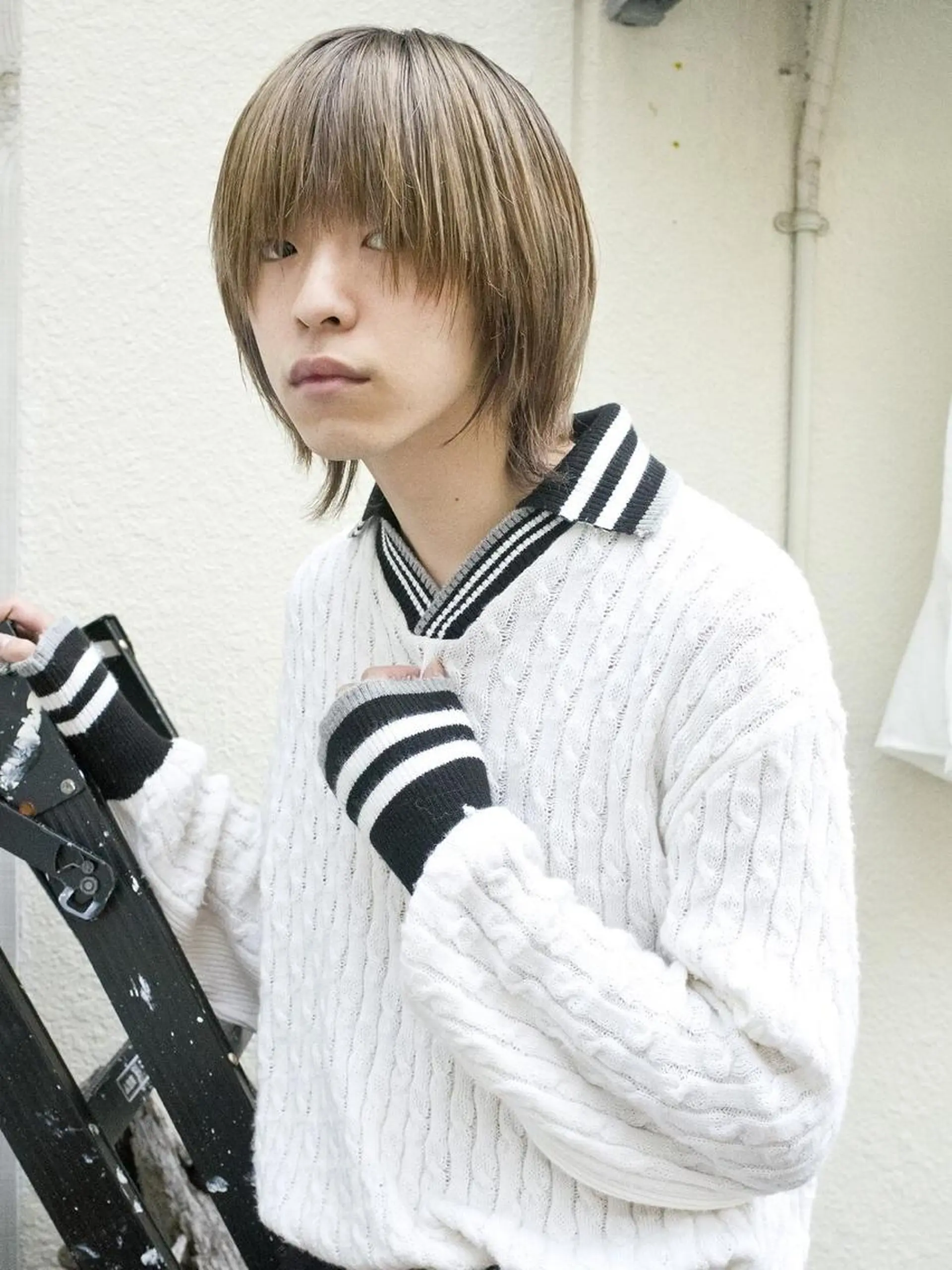 ミディアム カラー メンズ ミディアムパーマ メンズバレイヤージュ メンズブリーチ センターパート フェードカット スパイラルパーマ 🌐hina⭐️のヘアスタイル