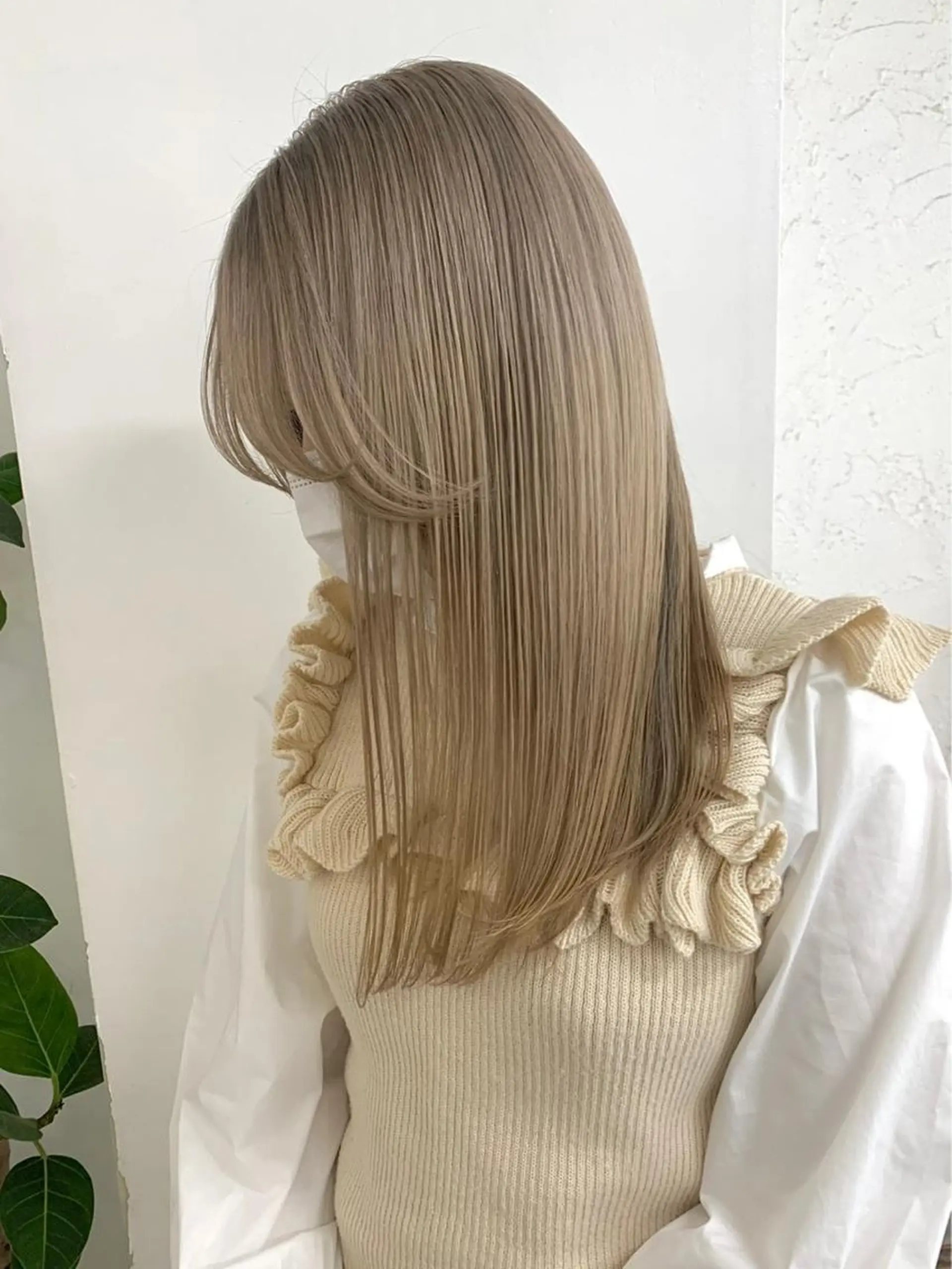ロング カラー ベージュカラー メンズブリーチカラー ❤︎hirokoのヘアスタイル