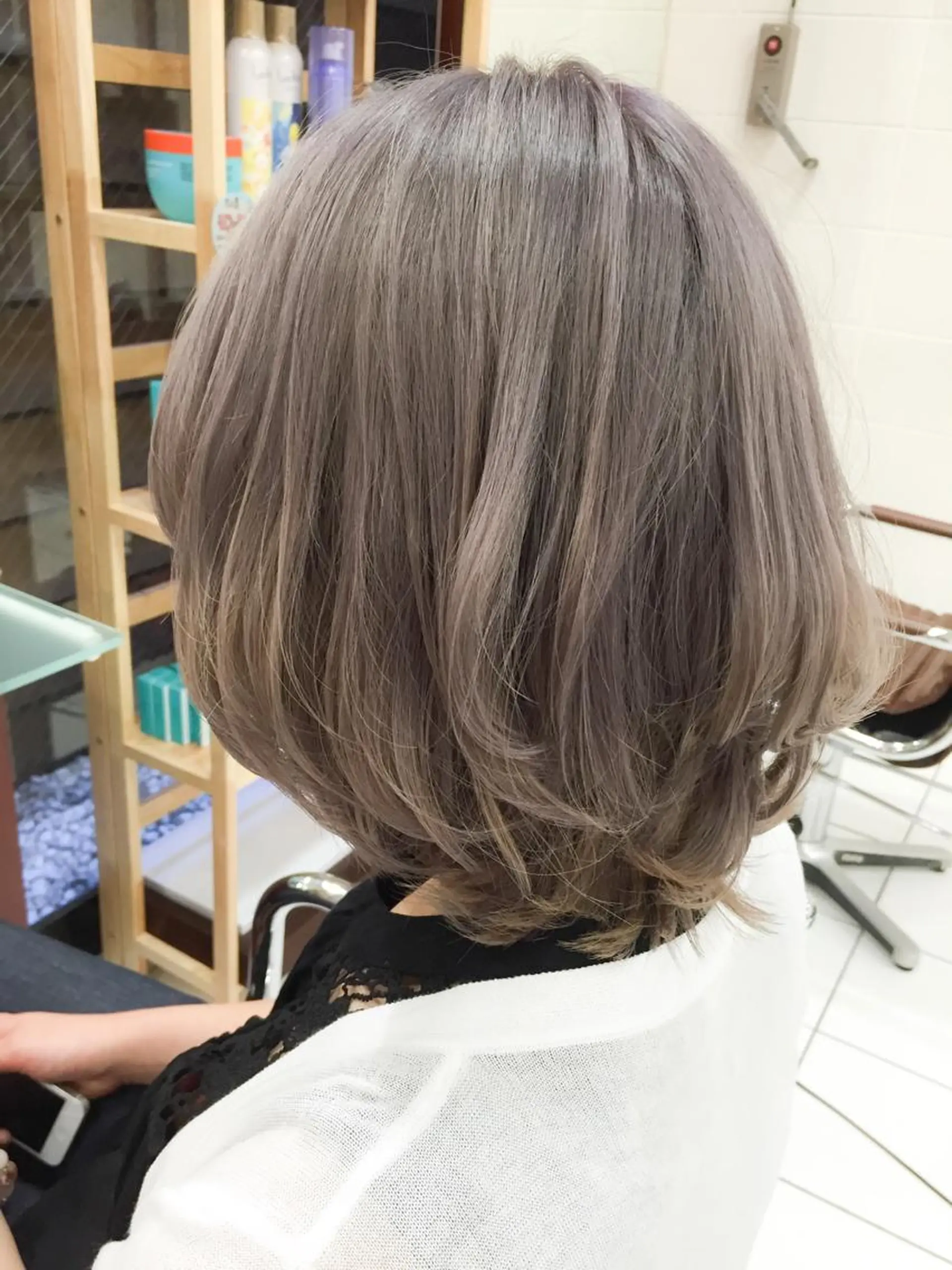 ショート カラー ヘアアレンジ アッシュ アッシュグレー アッシュグレージュ 透明感カラー グレージュ モテ髪透明感❤️ デイズヘアカラーのヘアスタイル