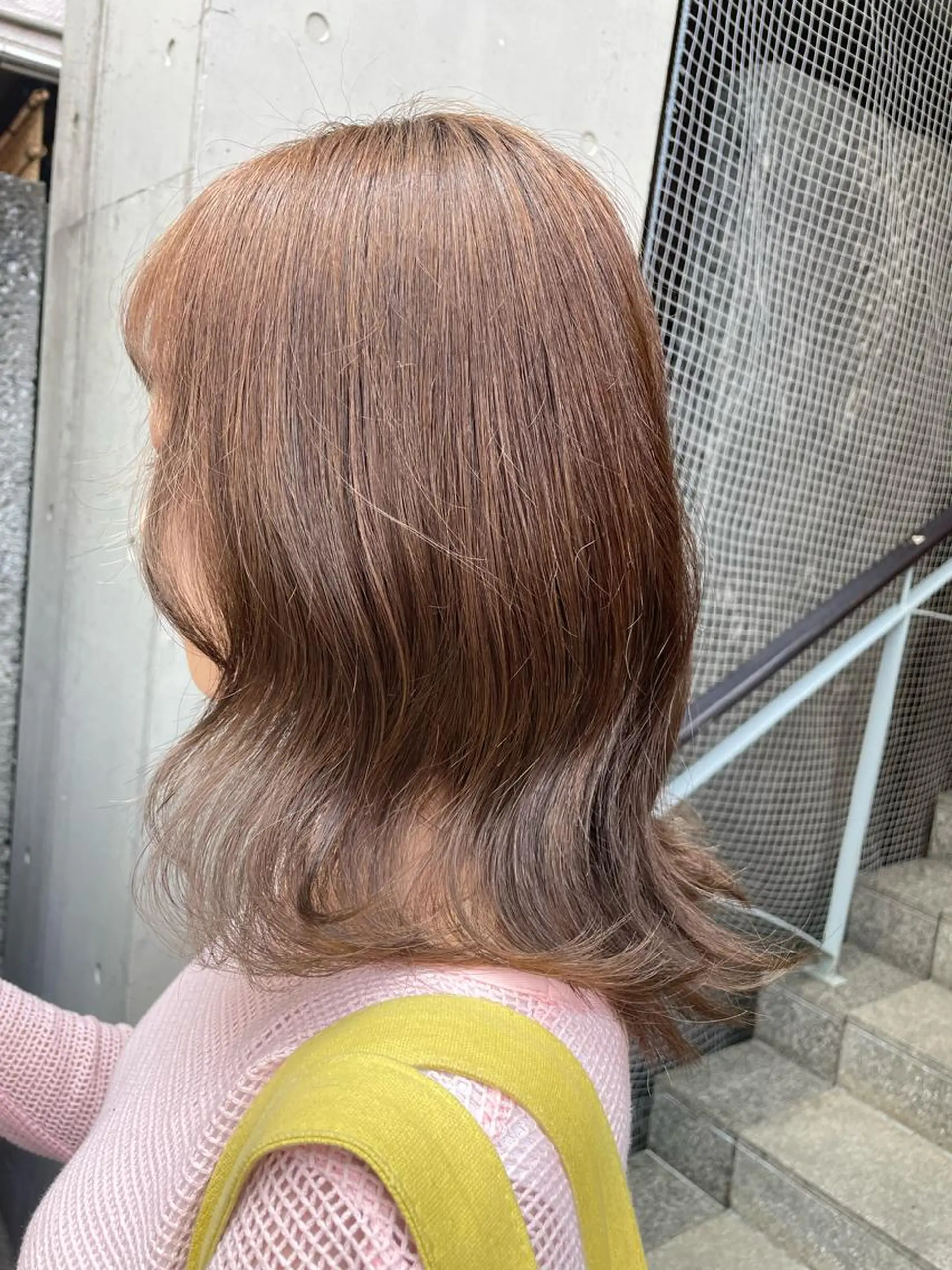 ミディアム 韓国ヘア 🤍中西麻友🤍のヘアスタイル