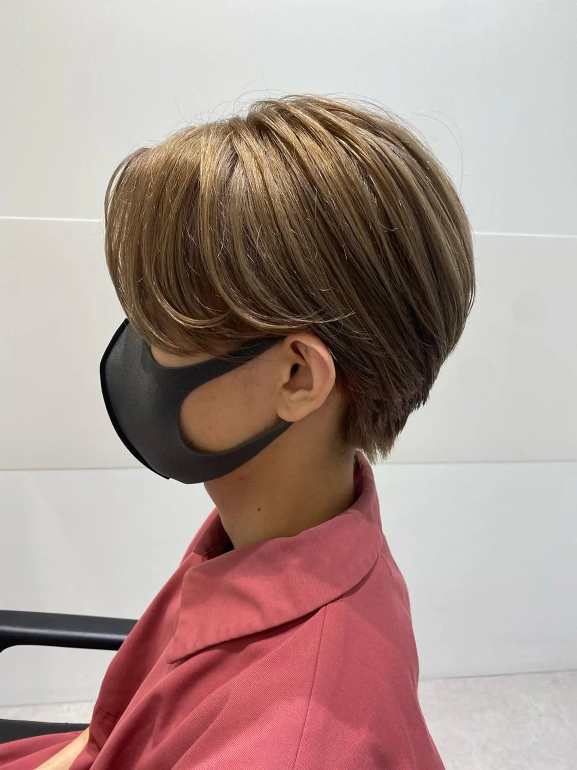 ショート メンズ センターパート 鈴木/ニュアンス パーマ/メンズのヘアスタイル