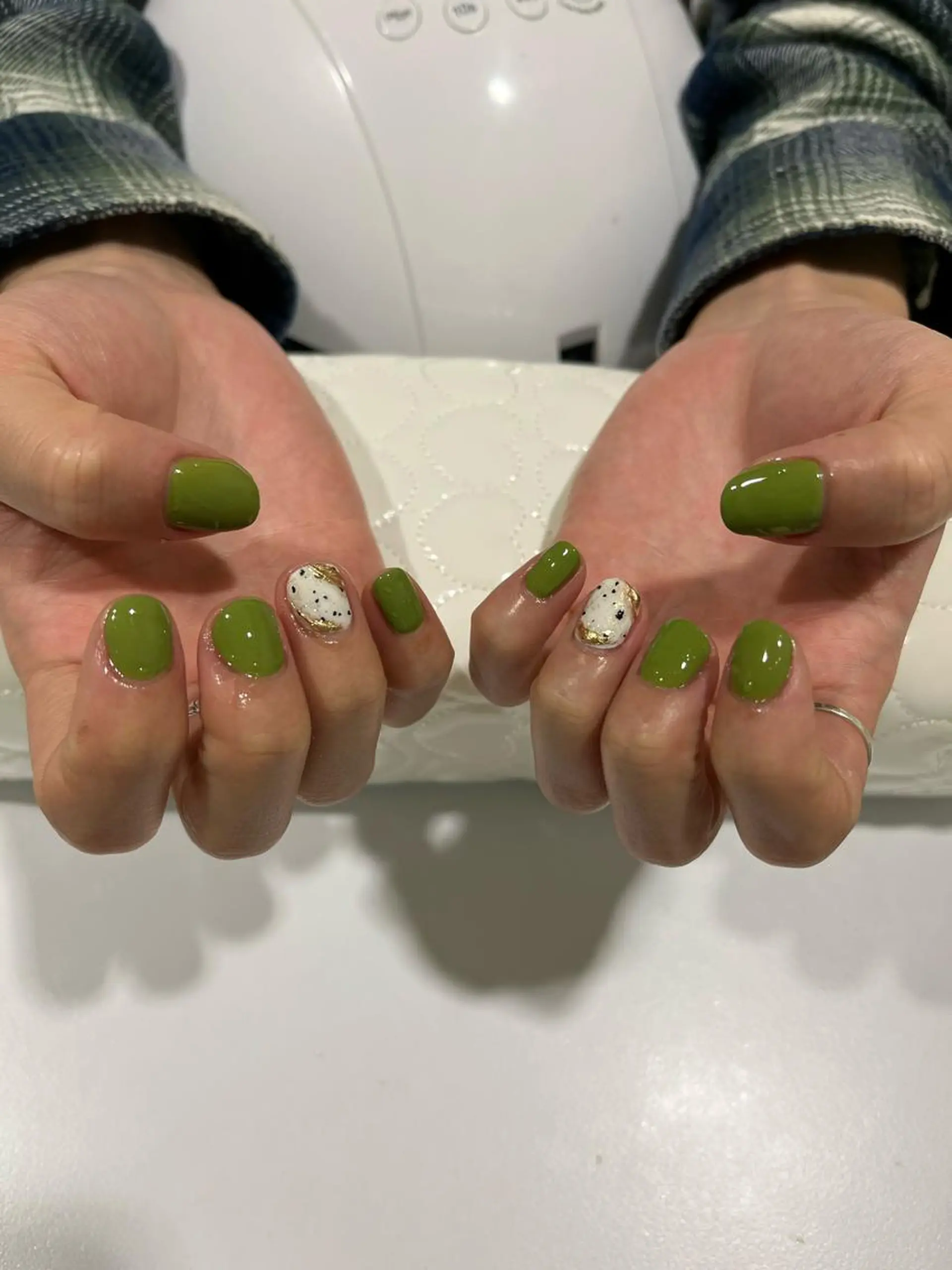 ネイル グリーン ピスタチオネイル ハンドネイル Toystage所属・toystage .nailのネイルデザイン