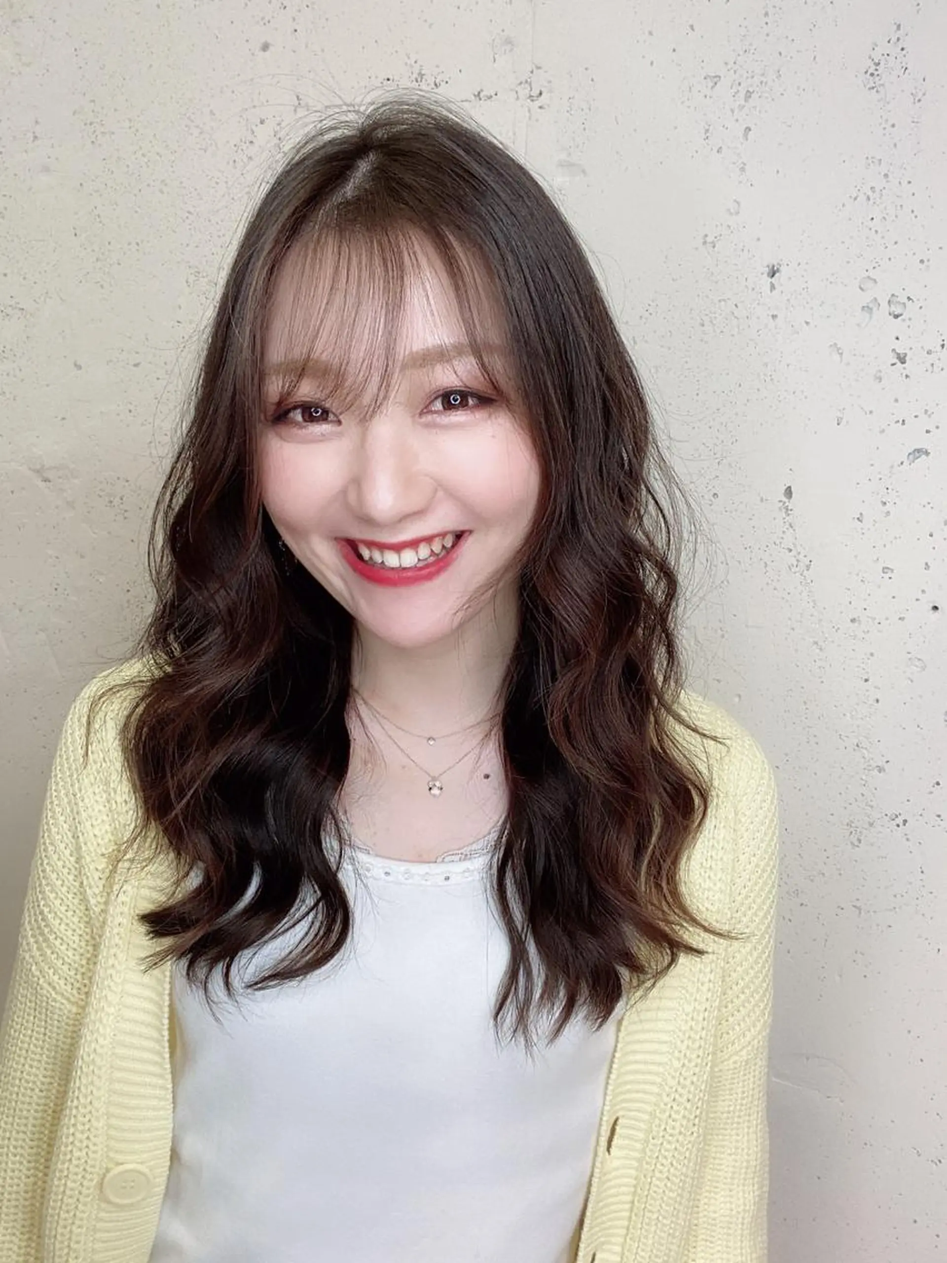 ロング ヘアアレンジ 岩倉 諒のヘアスタイル