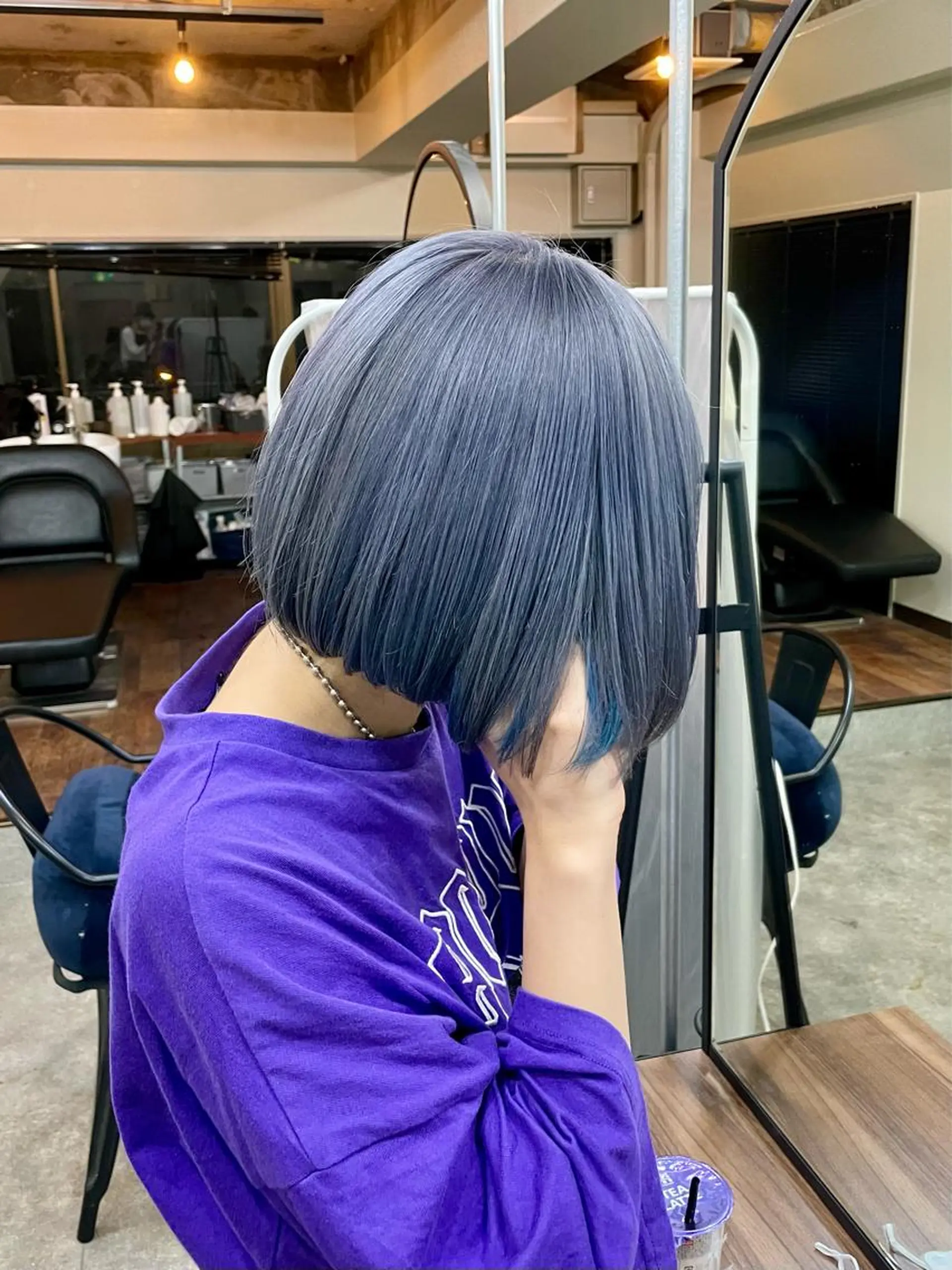 ショート カラー パーマ ヘアアレンジ メンズ キッズ ネイル マツエク・マツパ アイブロウ 切りっぱなしヘアボブ ミディアムヘアRYOのヘアスタイル