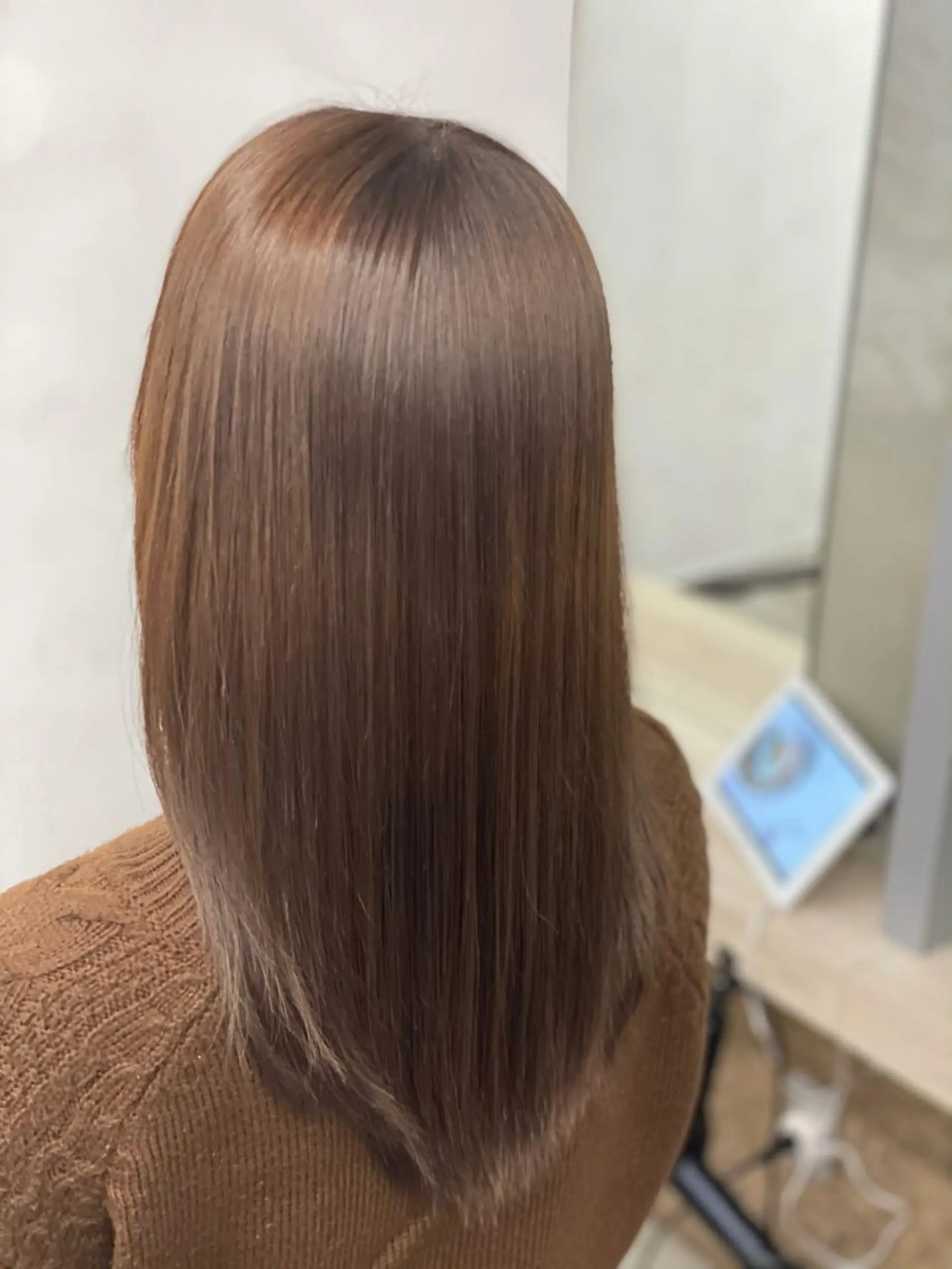 ミディアム カット 縮毛矯正 トリートメント 似合わせ💖トレンド ✨TAKAMI😊のヘアスタイル