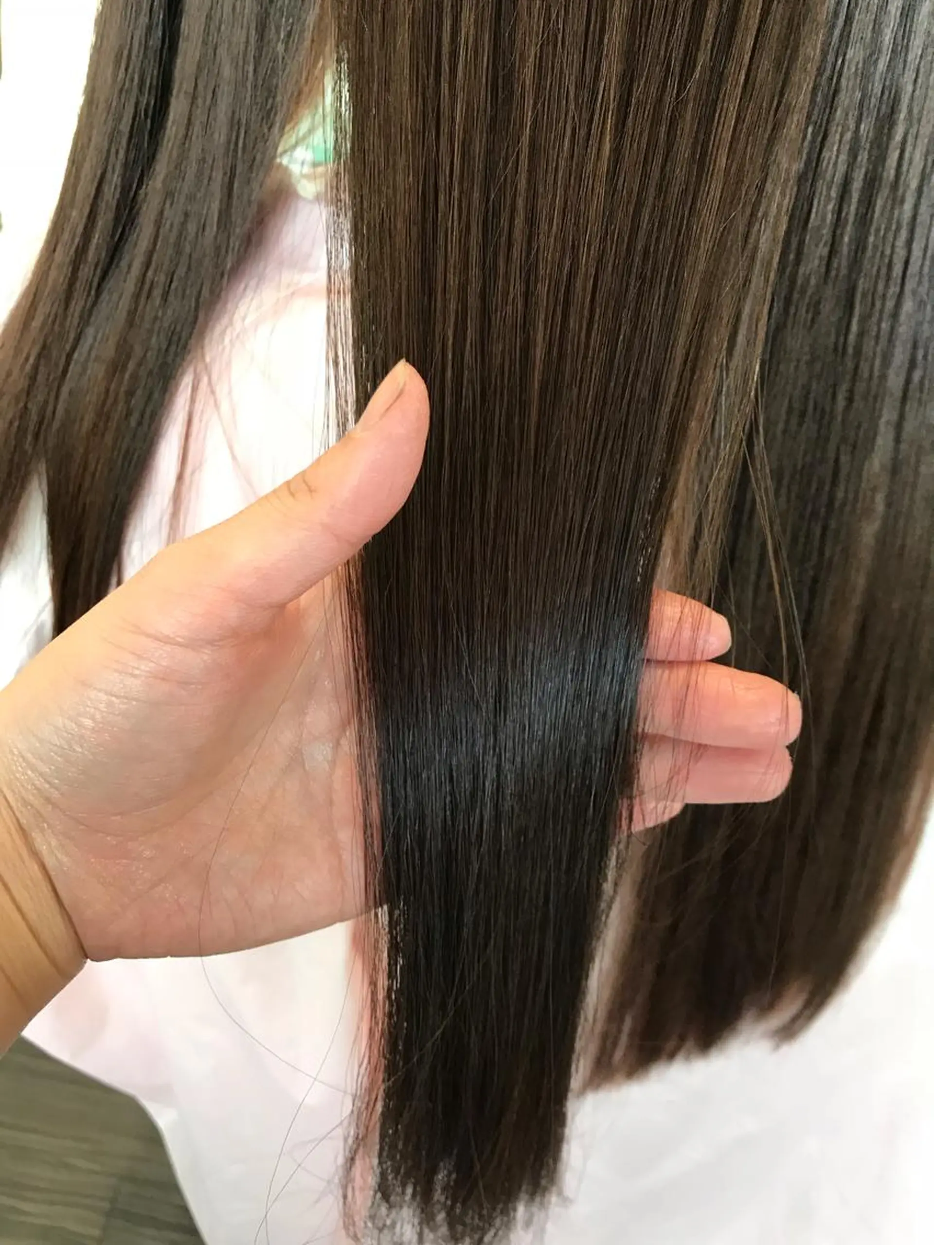トリートメント 野澤 朱里のヘアスタイル