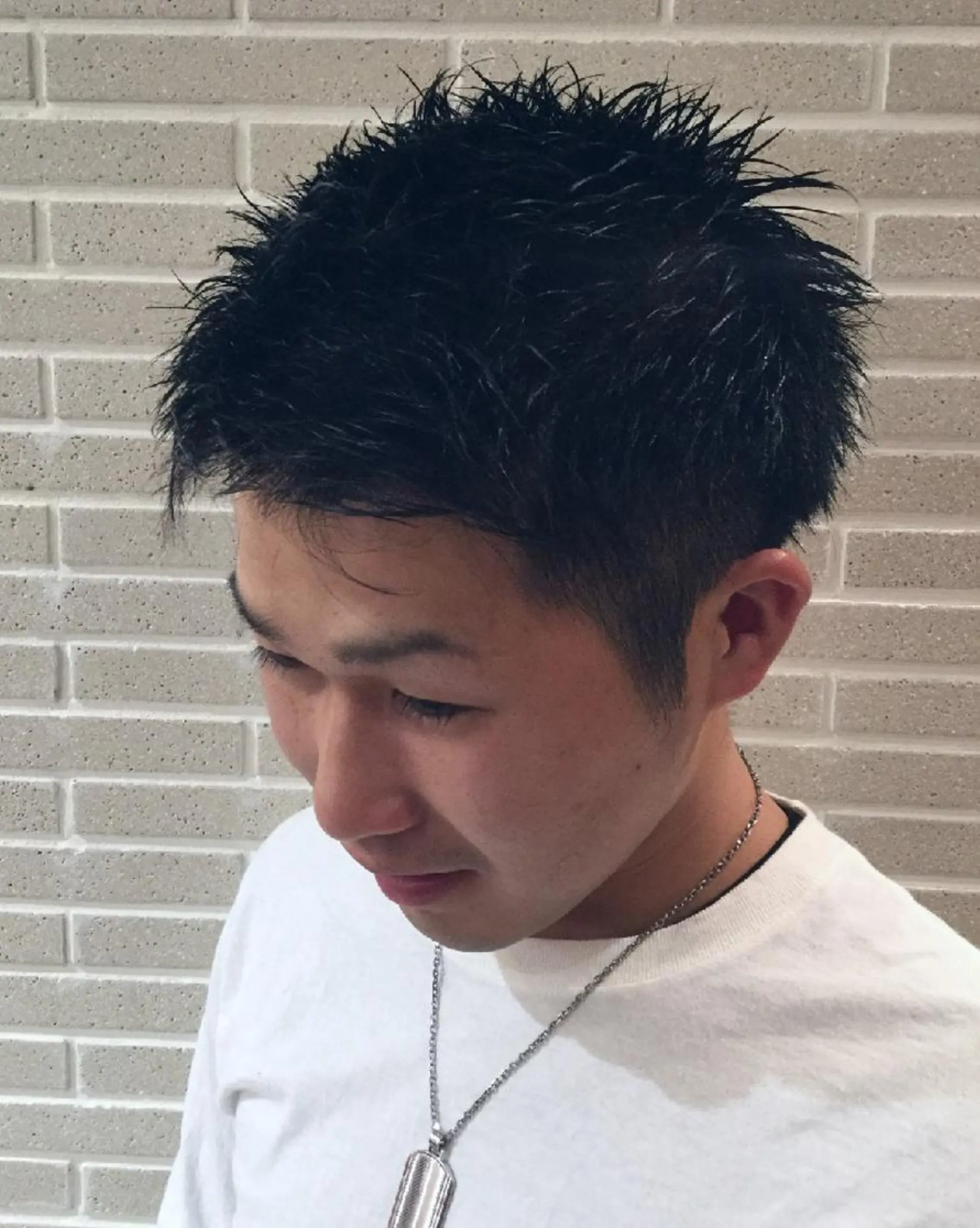 メンズ ブリーチ/ヘアケア/ 艶髪/イギチハルのヘアスタイル