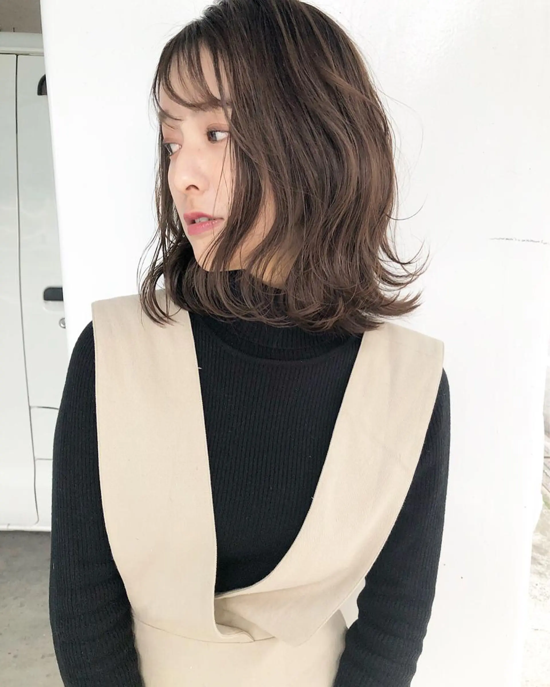 ショート カラー パーマ ヘアアレンジ メンズ キッズ ネイル マツエク・マツパ オリーブカラー カット ヘアカラー トリートメント 韓国風×透明感カラー 髪質改善オタベシンヤのヘアスタイル