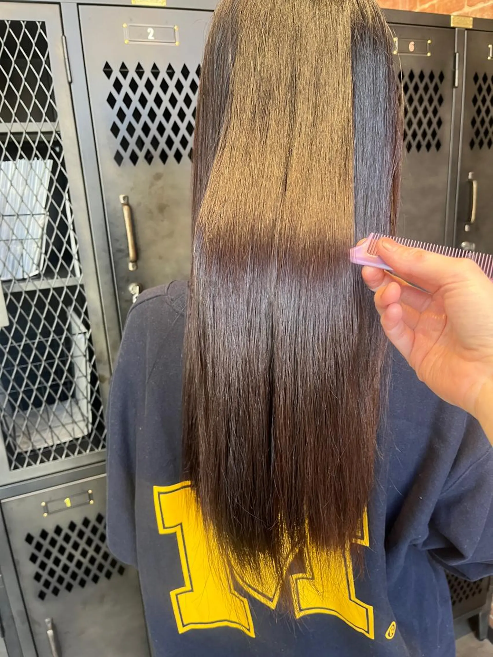 ロング カラー パーマ ヘアアレンジ メンズ キッズ ネイル マツエク・マツパ アイブロウ メンズブリーチ メンズハイライト メンズインナーカラー メンズ韓国風 ブリーチ カット 久木原 ゆりのヘアスタイル