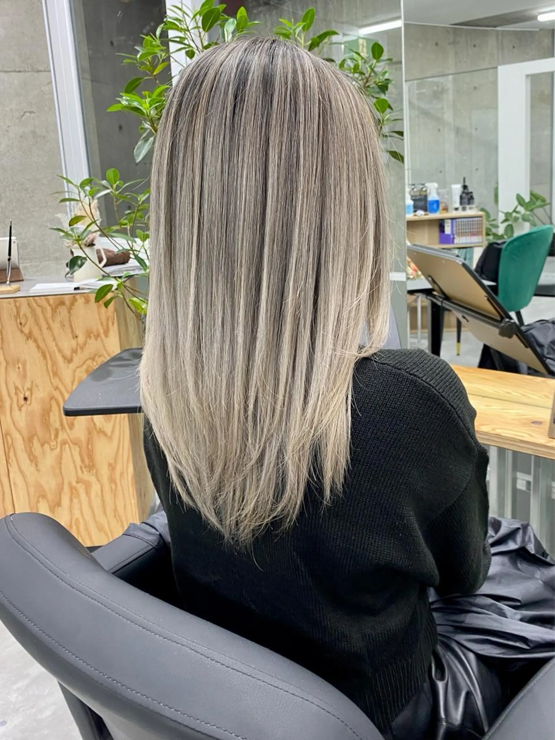 ロング カラー バレイヤージュ ブリーチ ケアブリーチ ダブルカラー ハイライトカラー welring hair salonのヘアスタイル