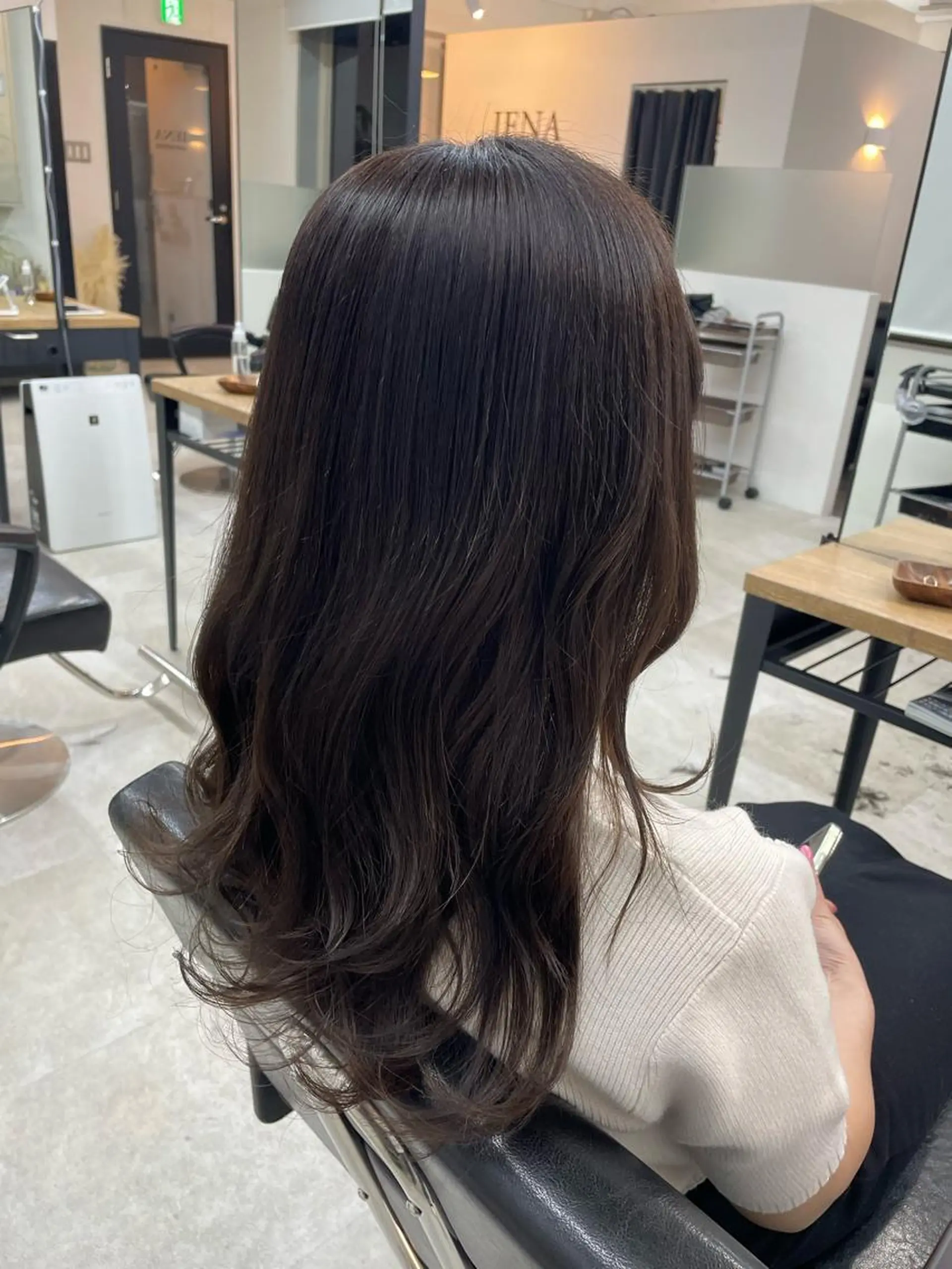 ロング ヘアカラー 沖見 颯斗のヘアスタイル