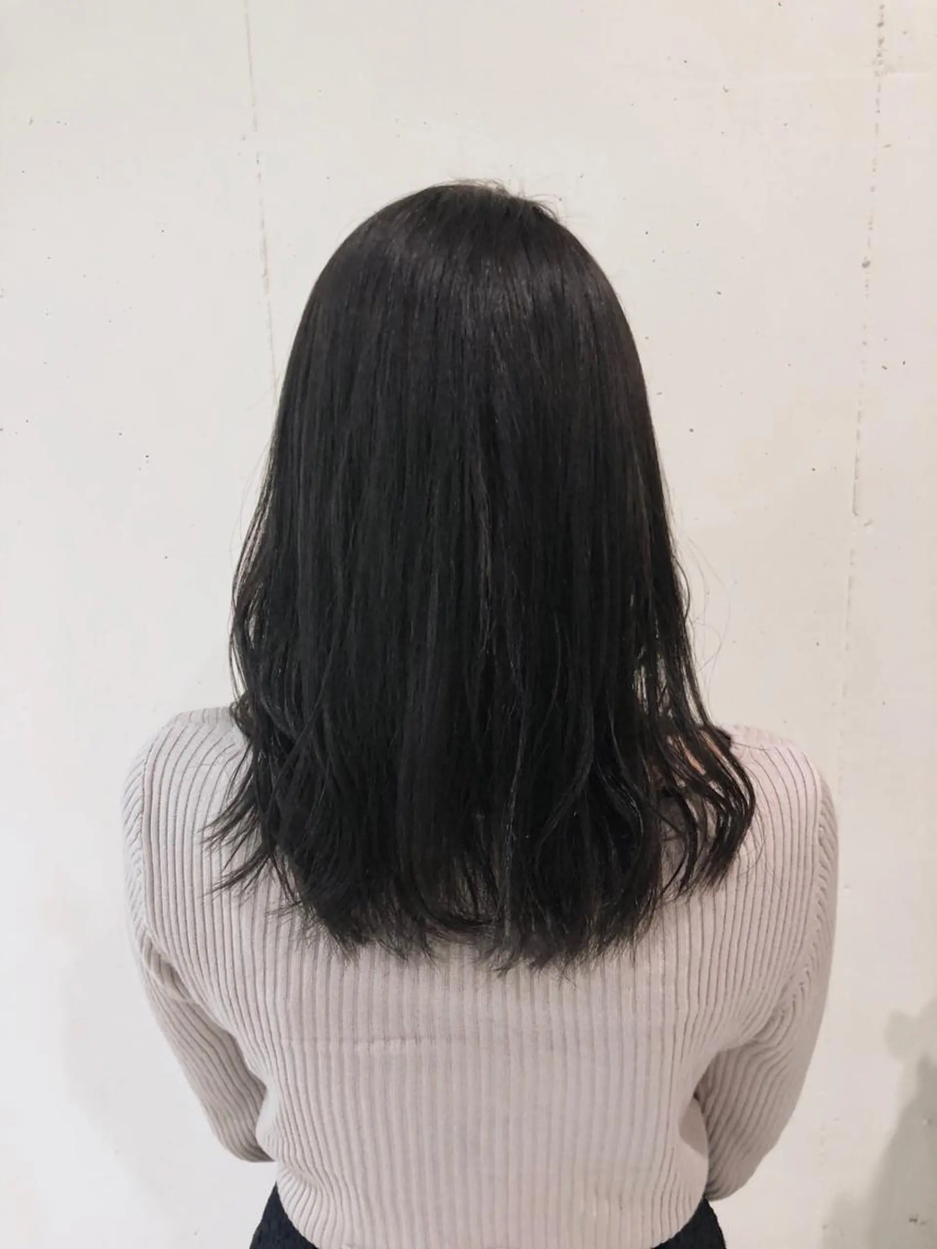ミディアム カラー パーマ ヘアアレンジ ブリーチ 透明感カラー グラデーションカラー グレージュ ハイライトカラー 【ツヤ髪美容師】 ツダケイスケのヘアスタイル