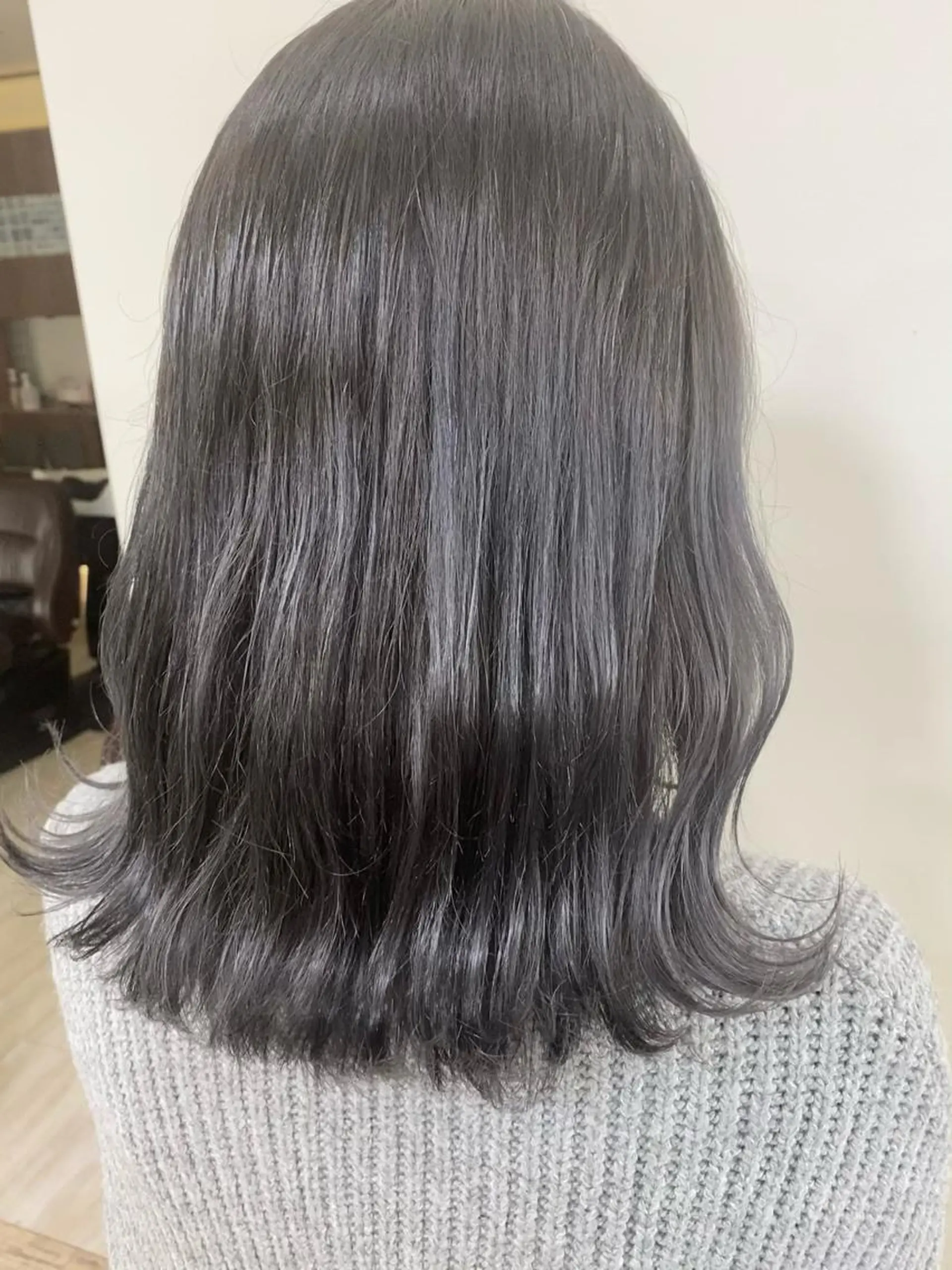 カラー SALOWIN栄 高須大貴のヘアスタイル