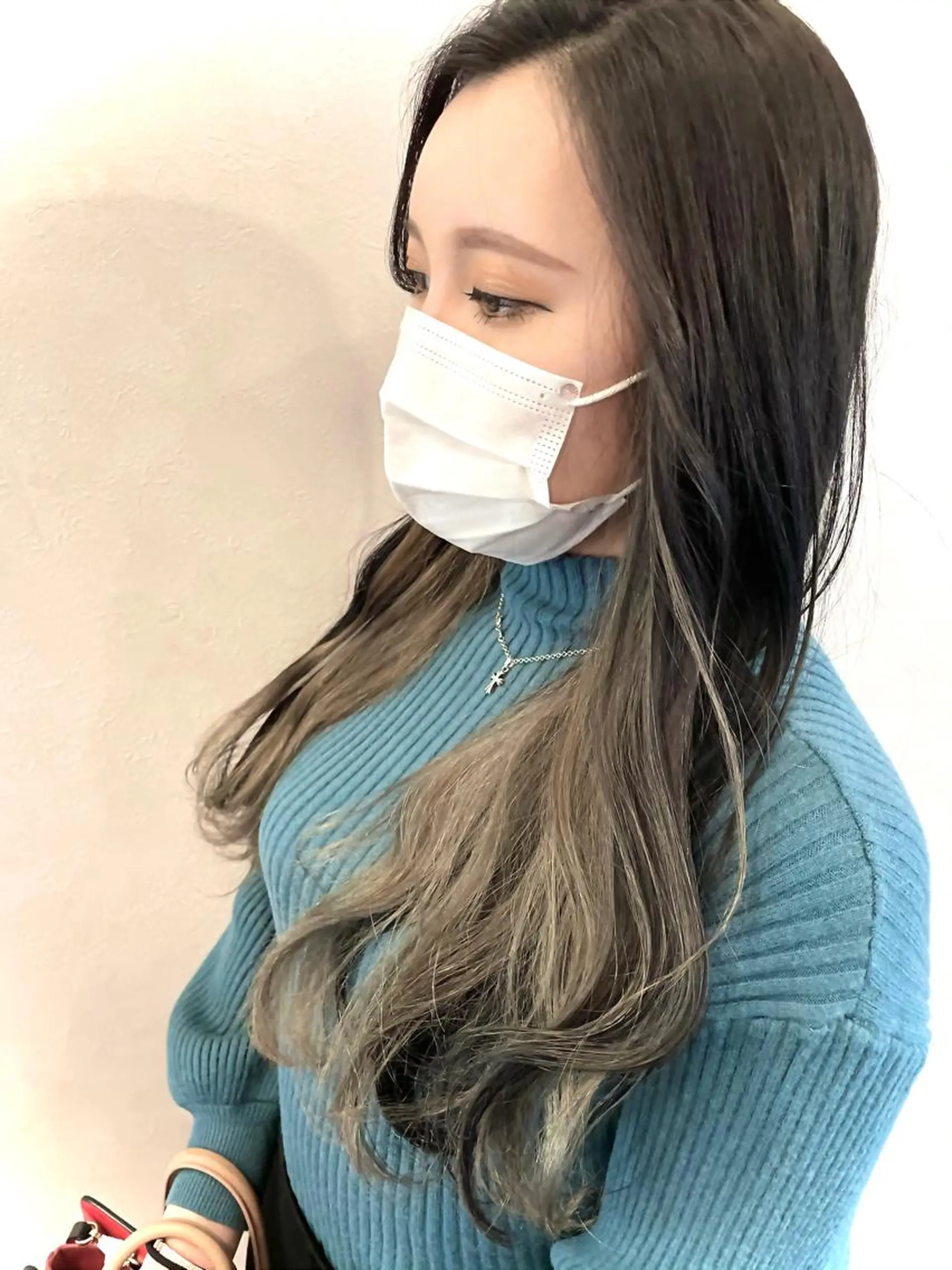 ロング カラー イヤリングカラー インナーカラー レイヤー/ウルフ ハイトーンhiroのヘアスタイル